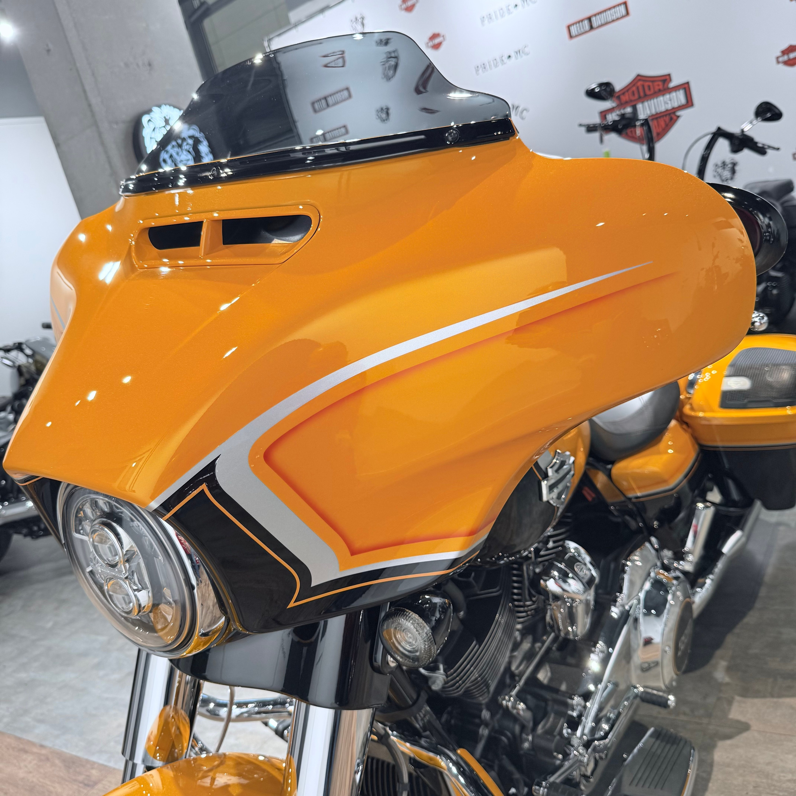 Мотоциклы Harley-Davidson 2022 CVO Street Glidе Limitеd (Touring) — купить мотоцикл. Hello Davidson, Москва. Только хорошие мотоциклы…