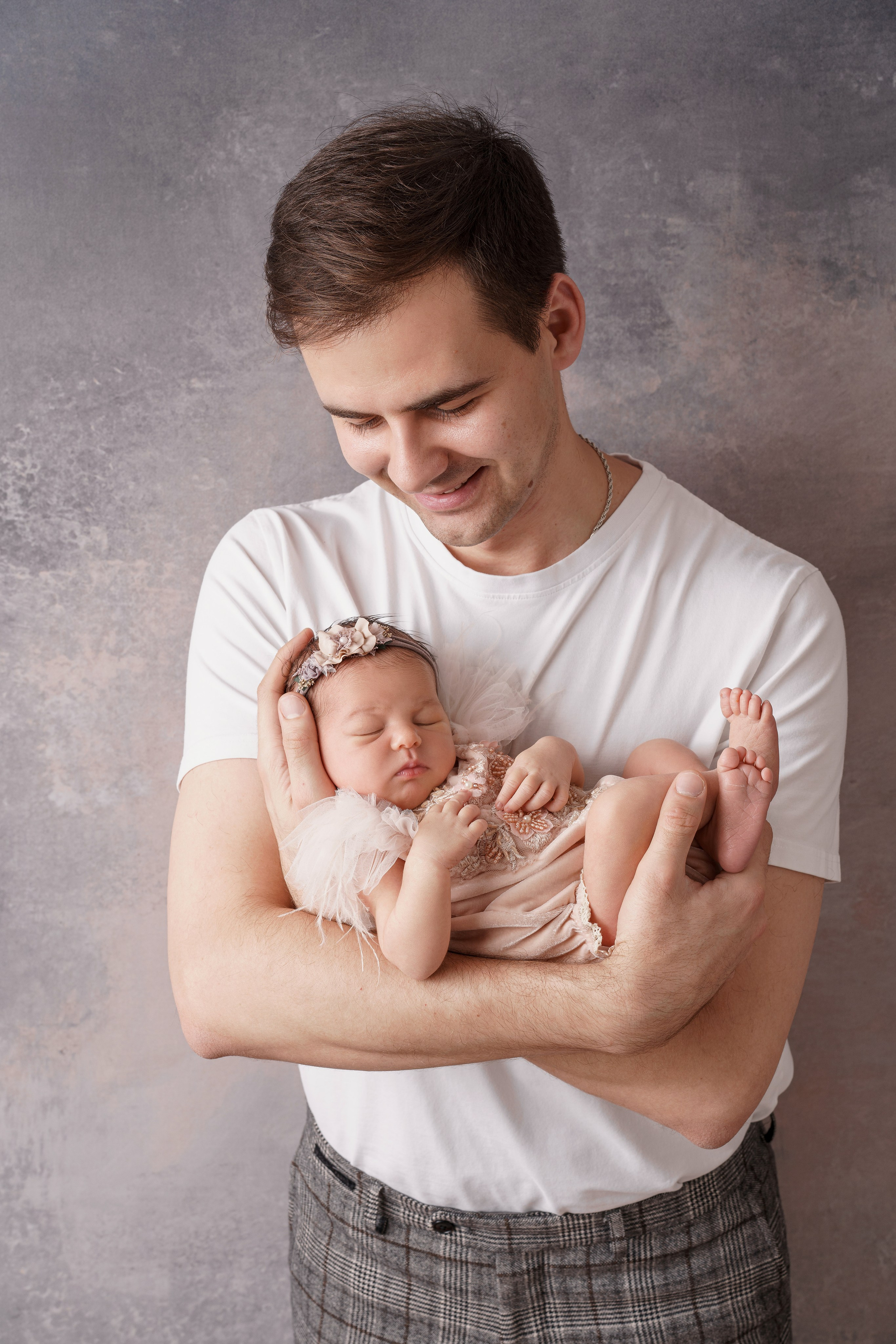 Семейные фотосессии с новорожденными | Трогательные кадры малышей и их близких в Москве и МО. Фотосессия новорожденных в Москве и Московской области | Профессиональный фотограф newborn — Татьяна Иванова