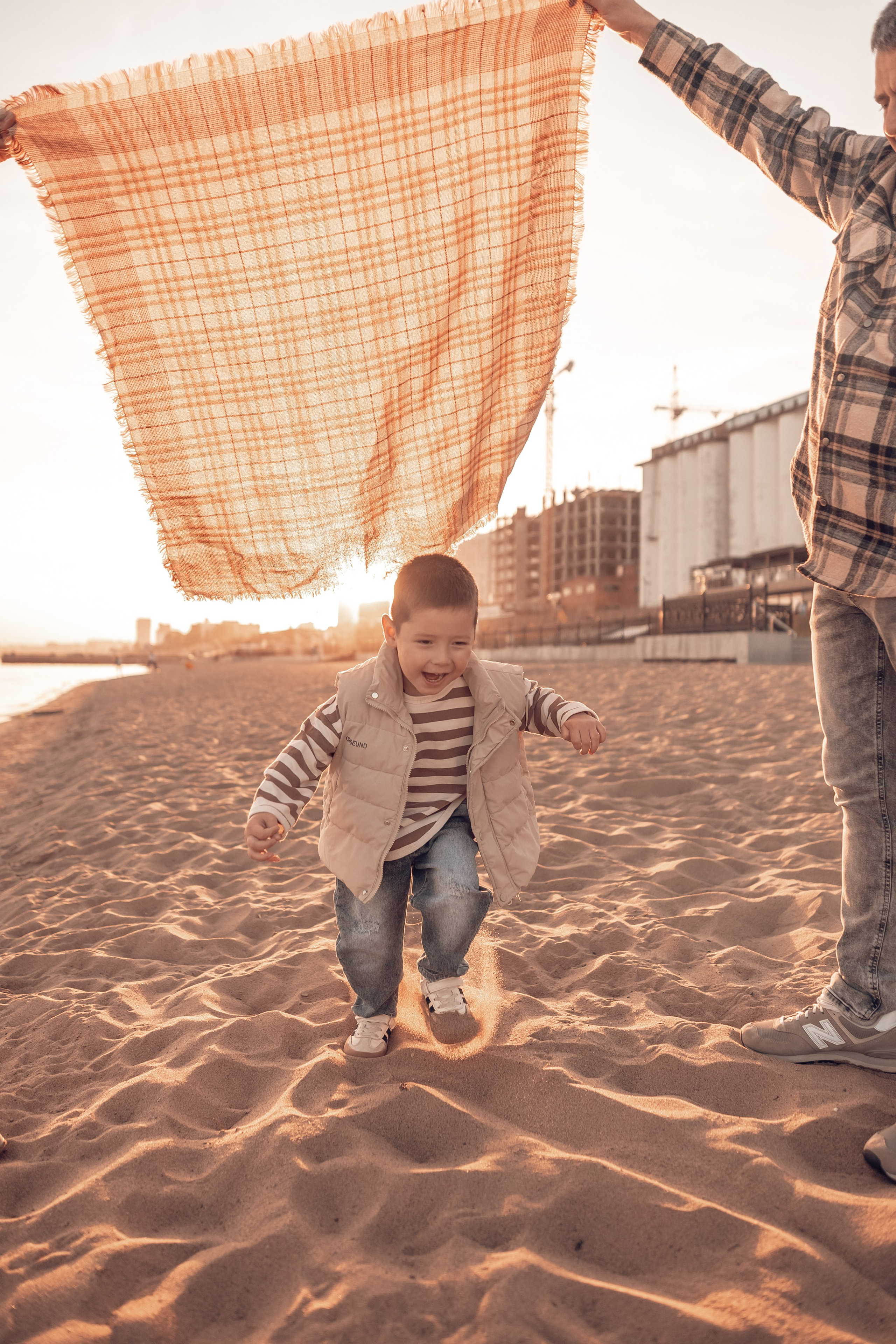 Алексей, Елена и Тимур. Пляж. Главная