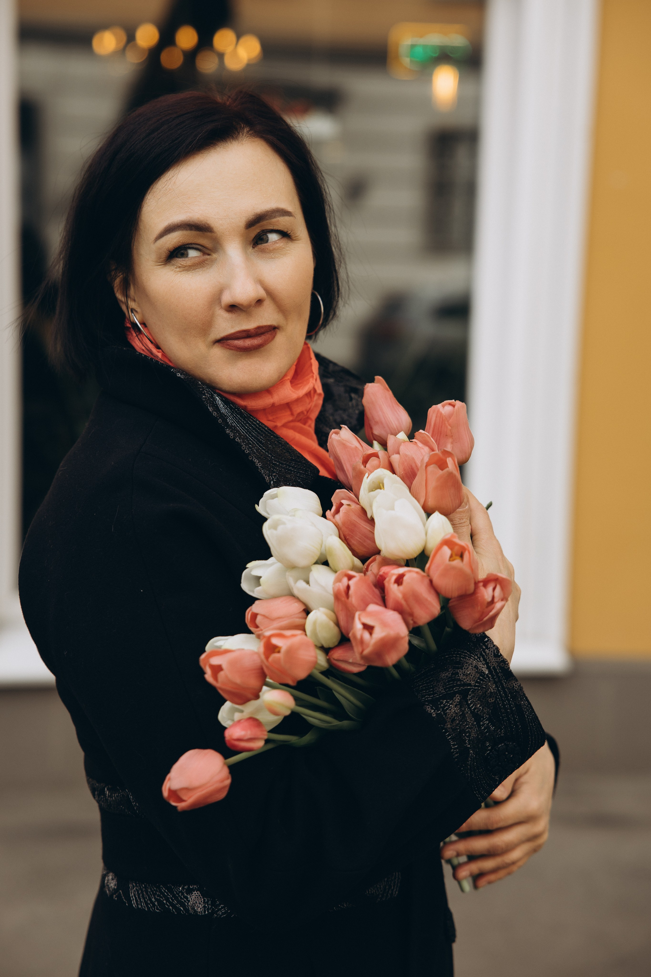 Прогулка с тюльпанами. Свадебный, семейный фотограф в Иркутске Светлана Макаричева