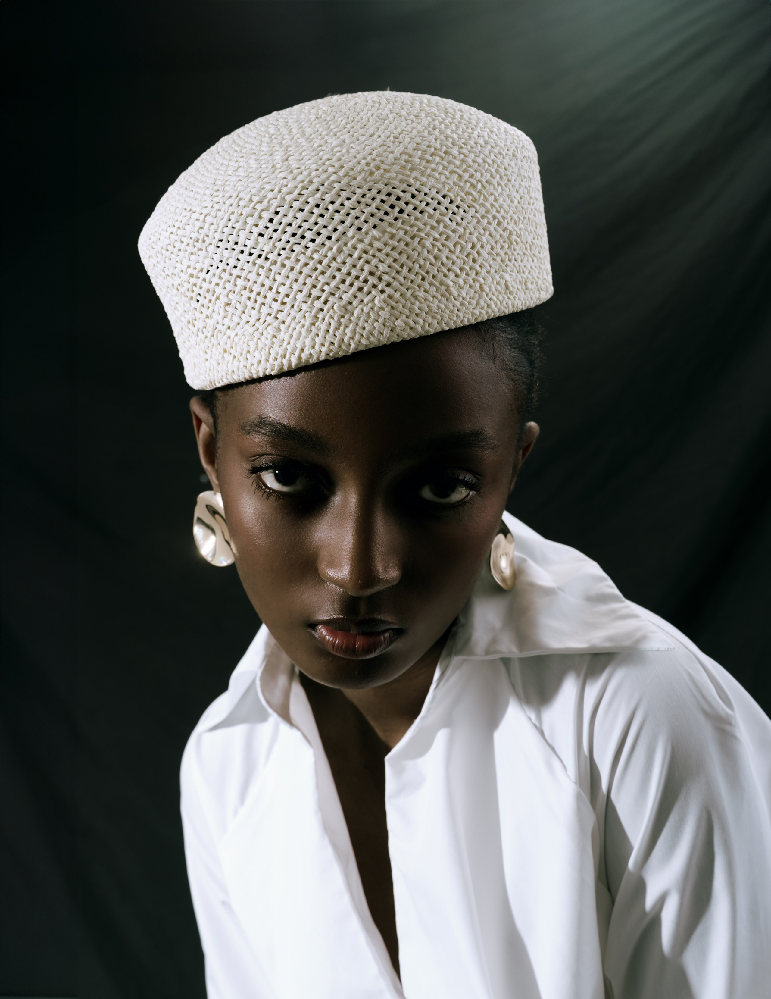 Контрастная фэшн. Женский фотограф Санкт-Петербург