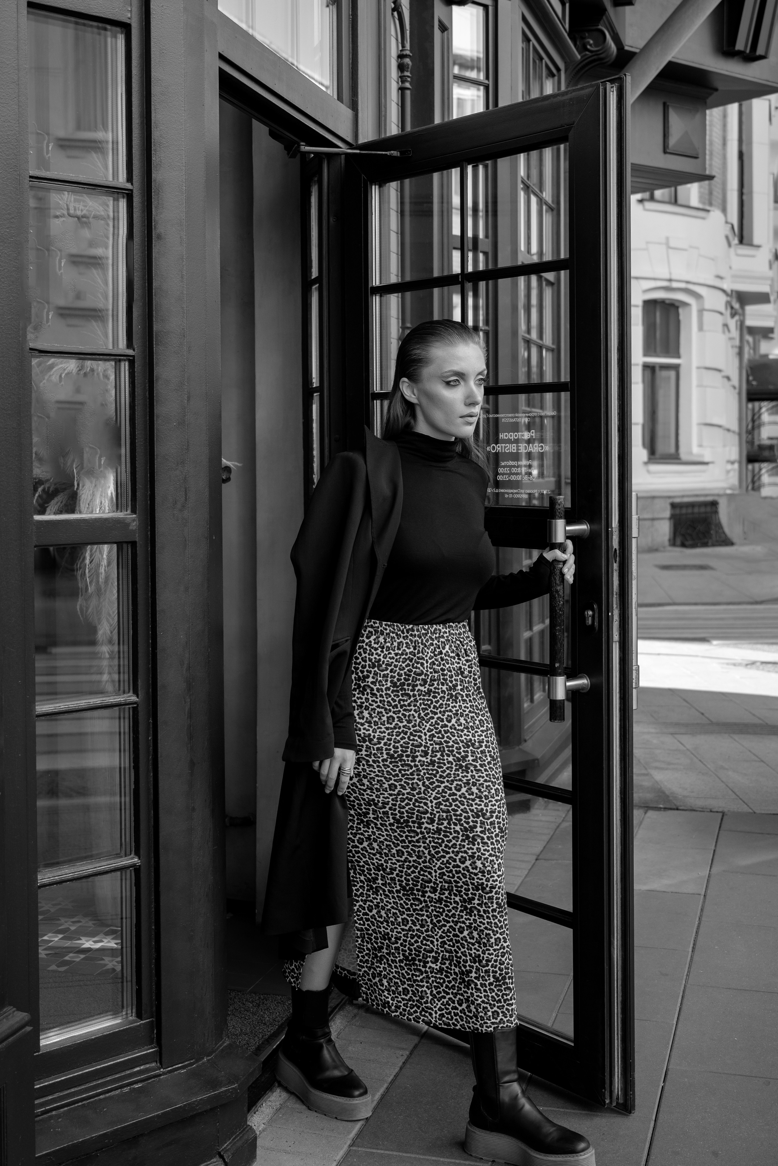 Уличная съёмка два образа для Яны. Семейный, индивидуальный, контент фотограф Москва