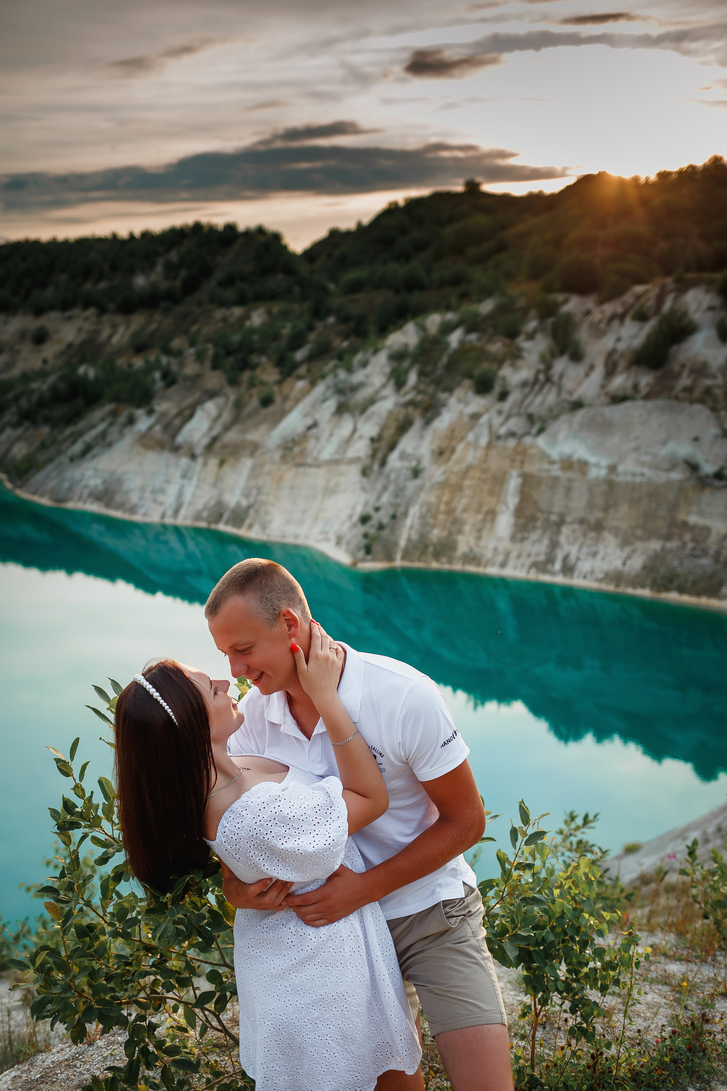 Предсвадебная фотосессия На меловых карьерах