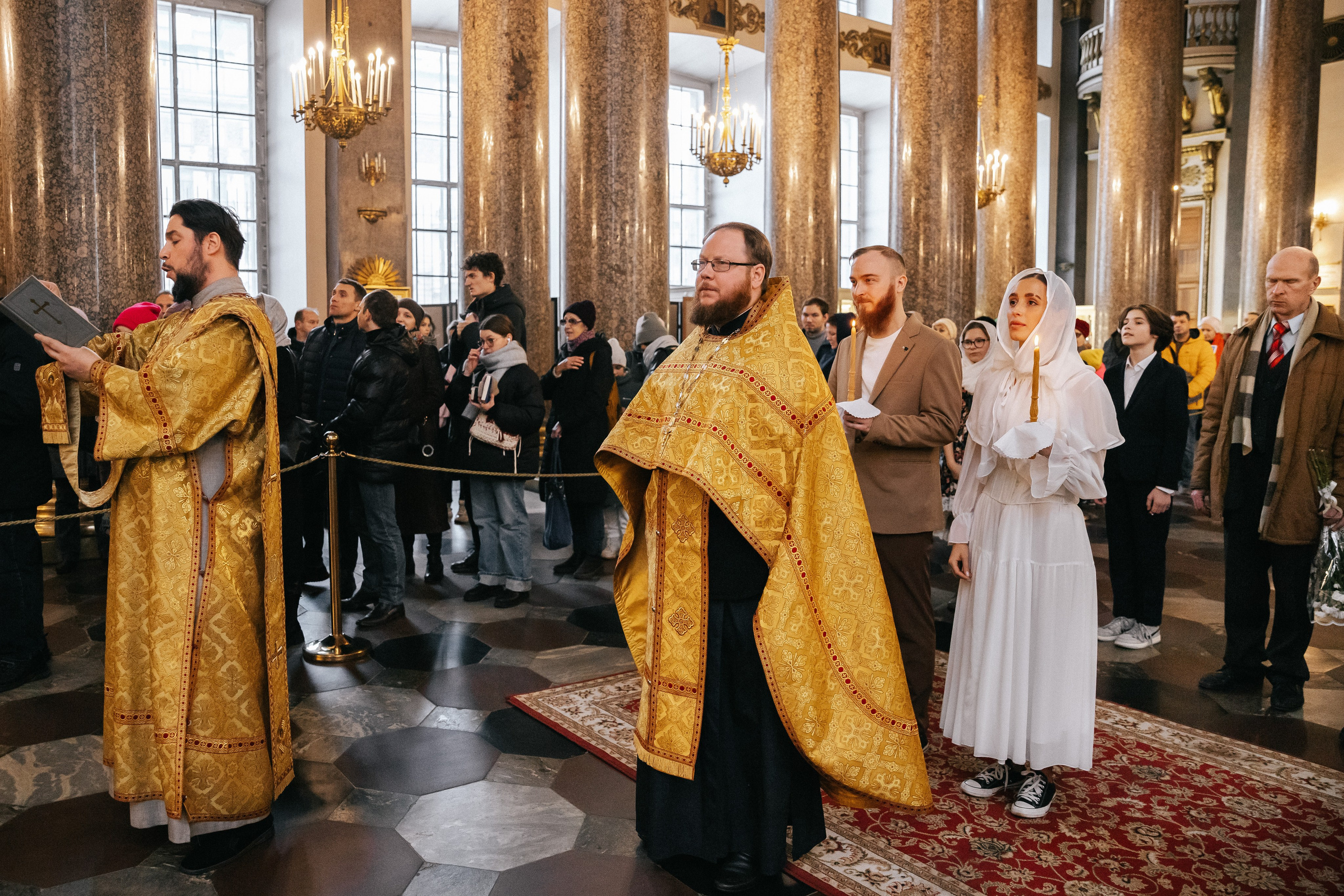 Андрей и Саша_Казанский собор. Семейный lifestyle фотограф в Санкт-Петербурге Людмила Пахомова