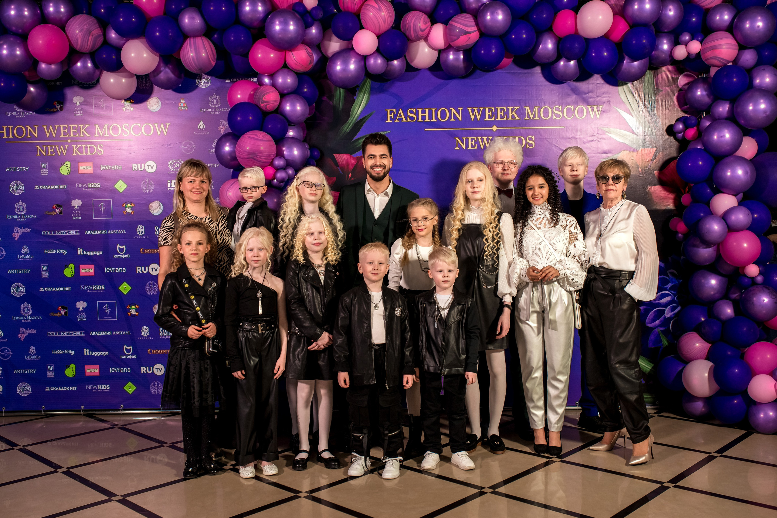 Показ Итальянской моды в России весна 2022. Женский фотограф Крещение Венчание Москва Брянск