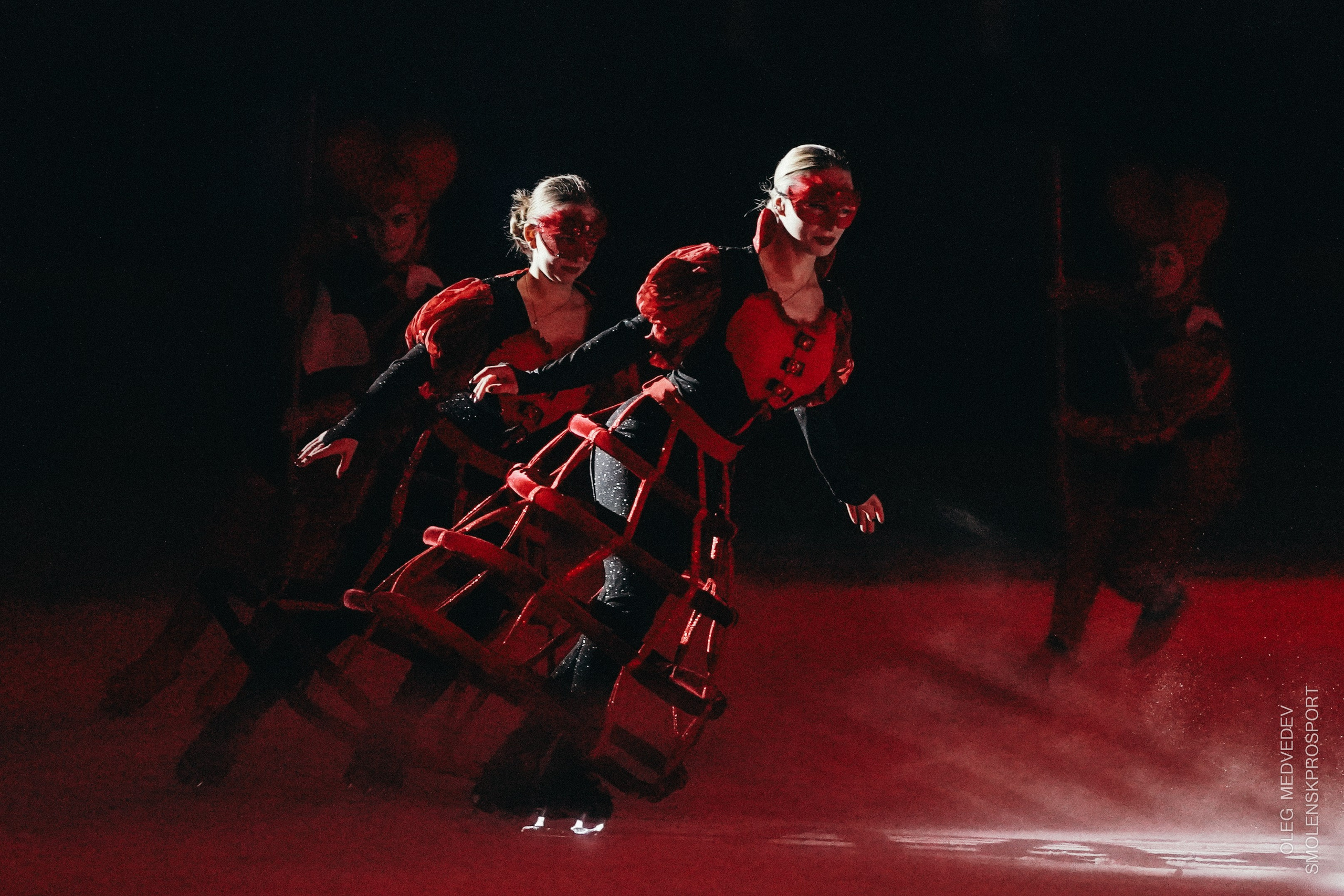 Алиса в стране чудес шоу на льду. Спортивный фотограф Олег Медведев | prosport67 | Смоленск