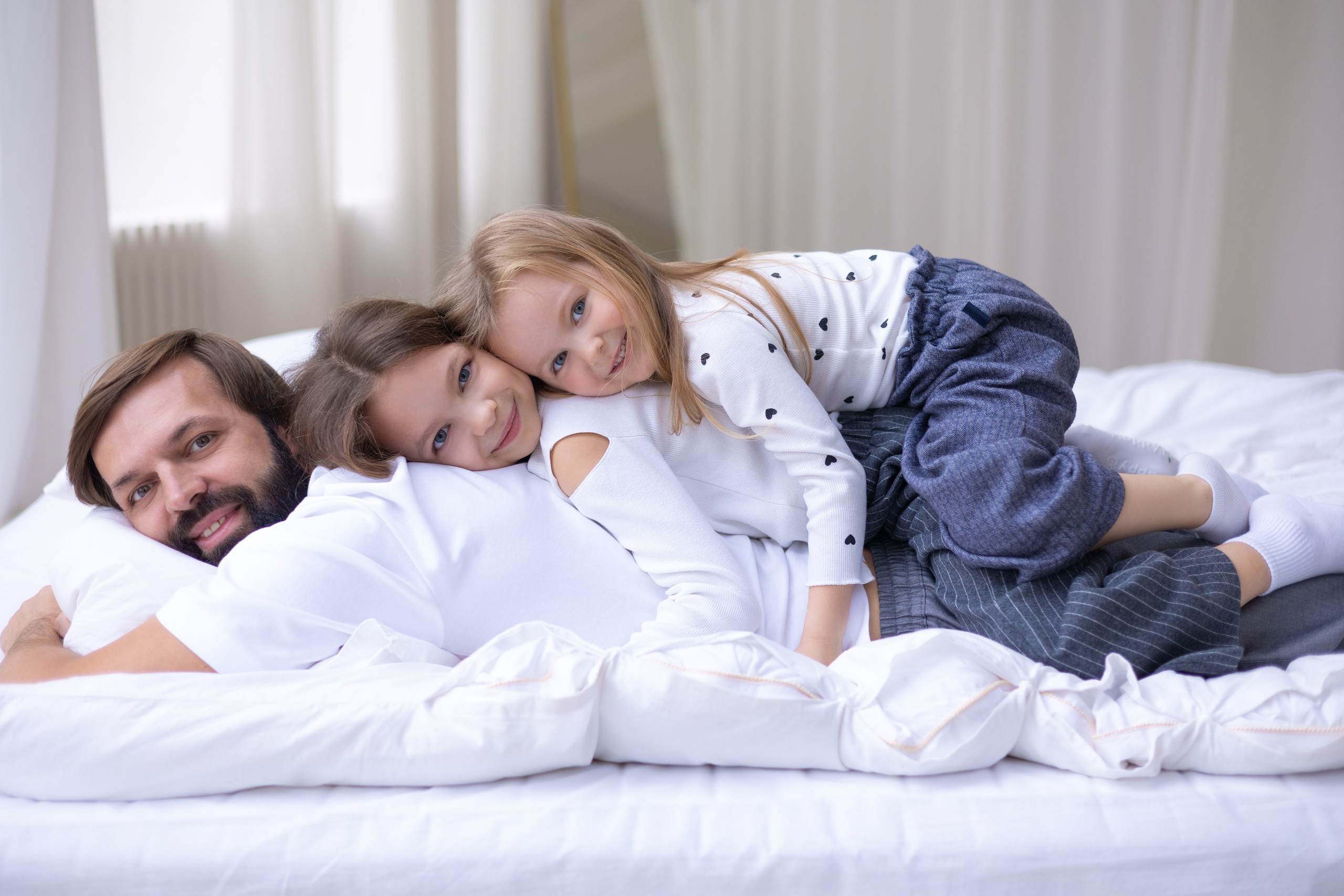 Антон с дочками. СЕМЕЙНАЯ ФОТОСЕССИЯ МОСКВА