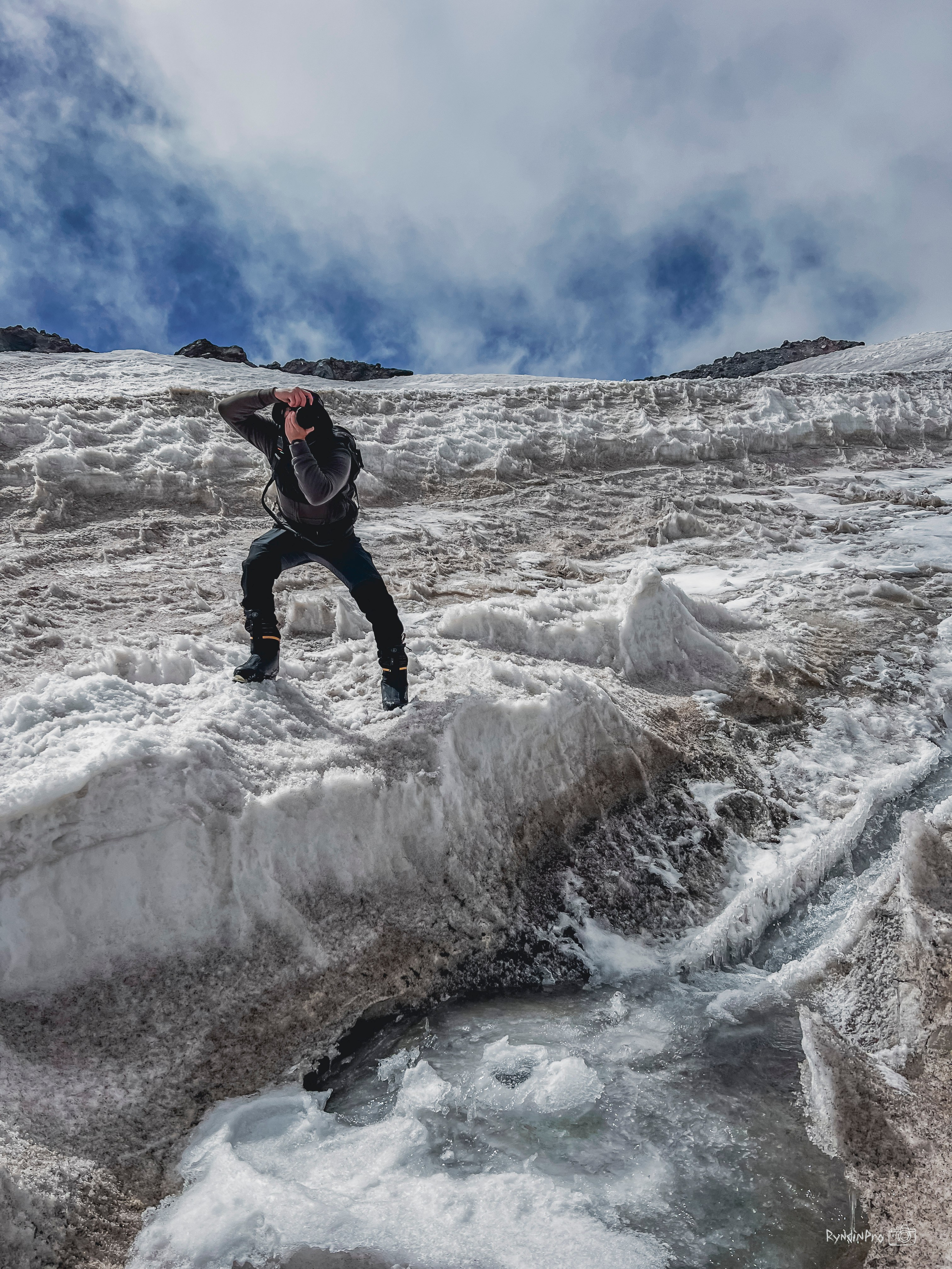 Восхождение на Эльбрус 26 августа 2023 Стремление. Репортажный фотограф в Краснодаре Рындин Дмитрий