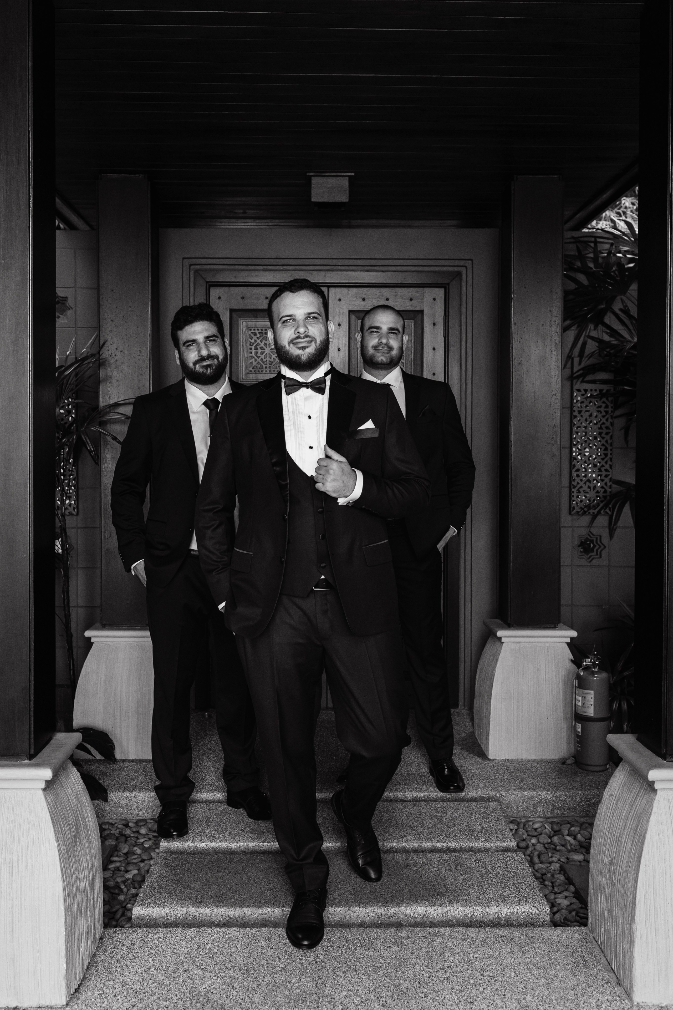 Свадьба с гостями на Пхукете. Фотограф на Пхукете в Таиланде