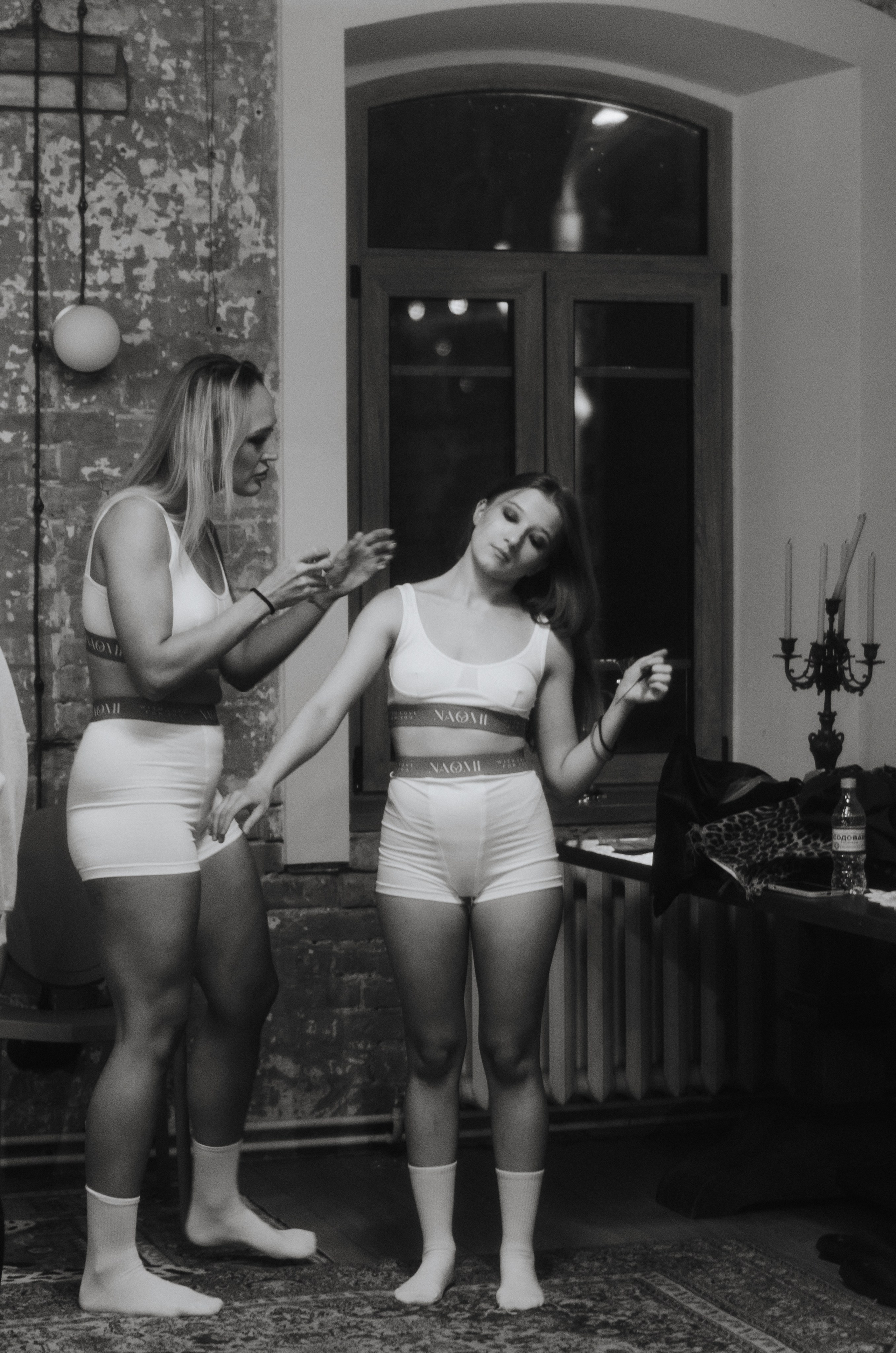 Фото-подглядки с видеосъемки танцевальной команды «Secret». Денисова Аля — фотограф для парных съемок и индивидуальных историй в Барнауле