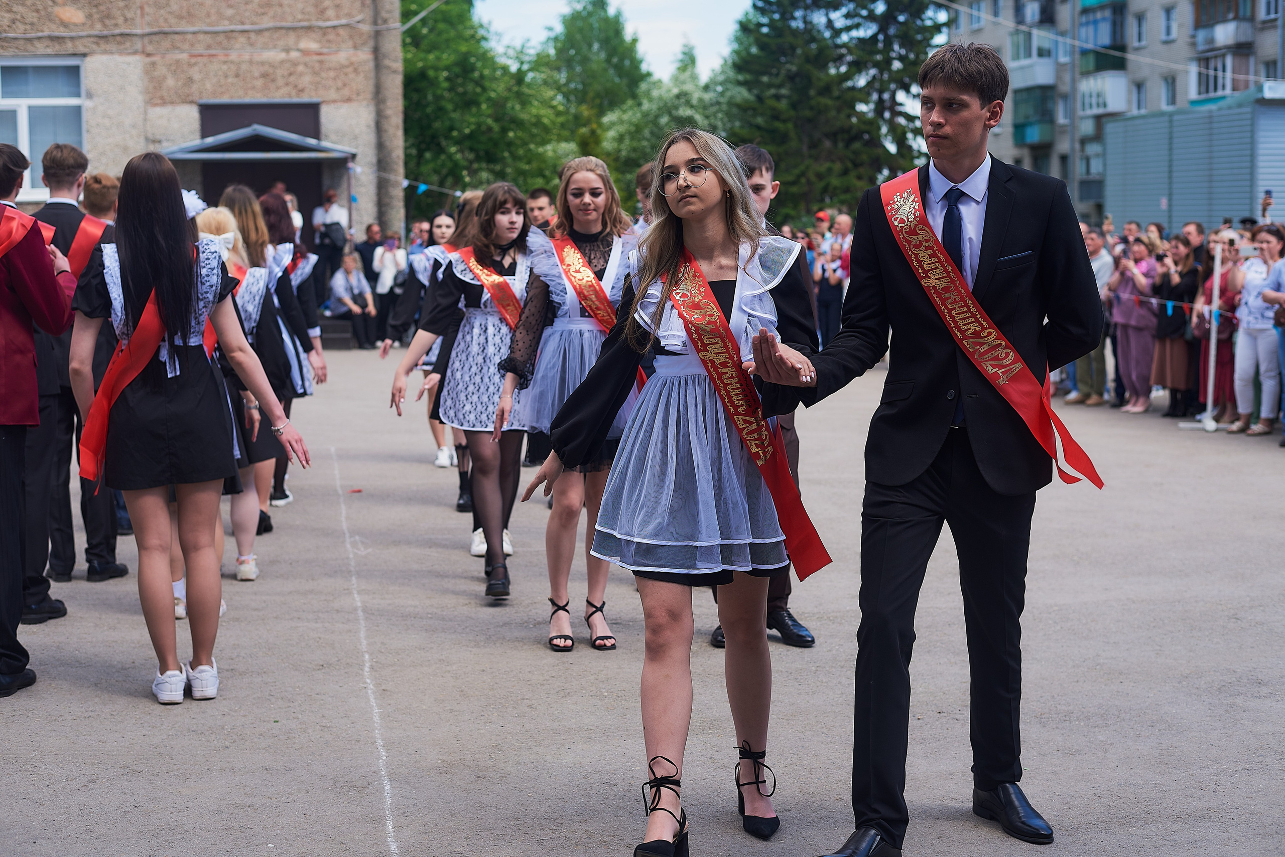 Последний звонок. Фотограф Елена Дука. Контент съемка. Семейная фотография