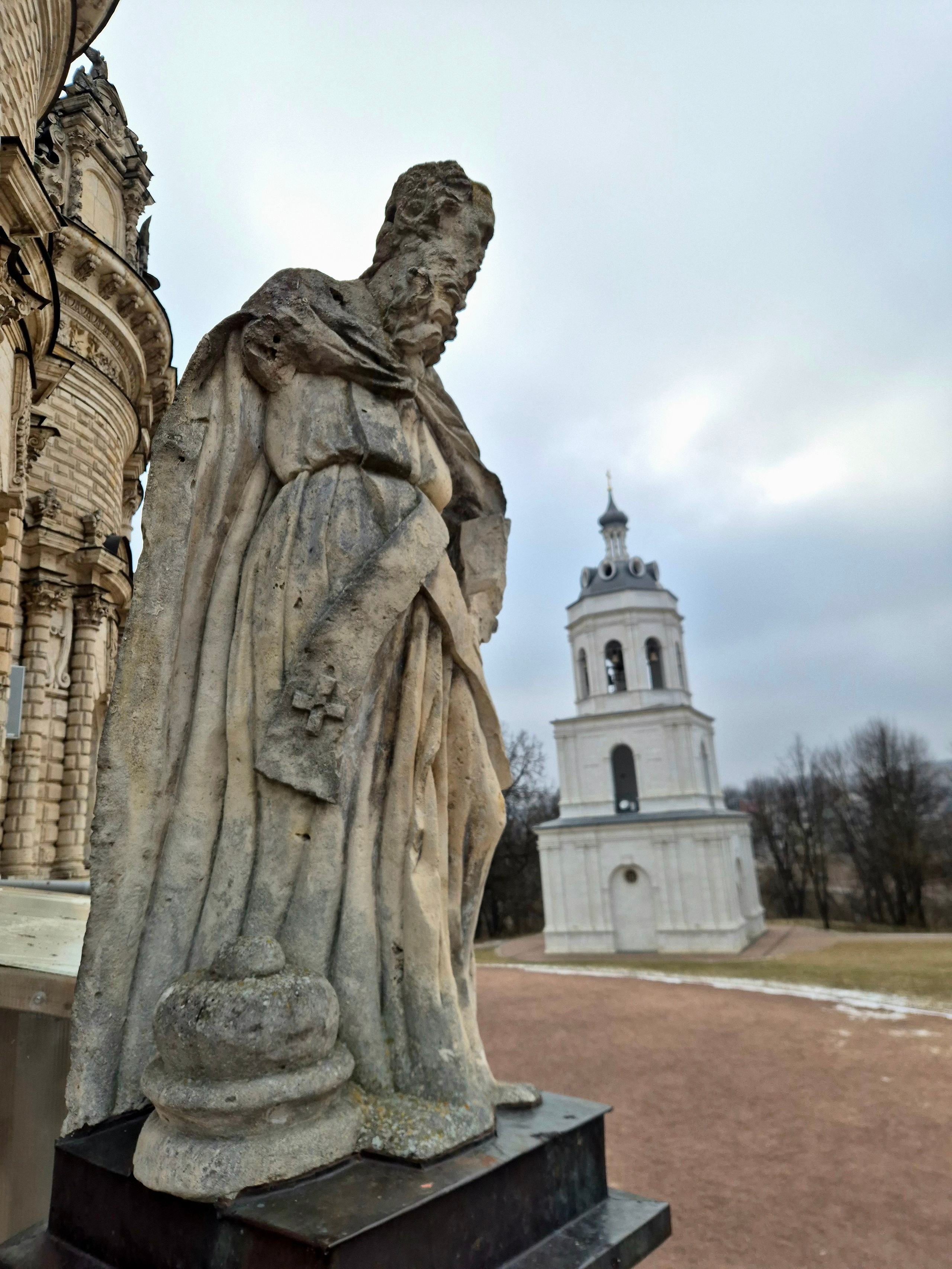 Храм мучеников Адриана и Наталии в Дубровицах. 