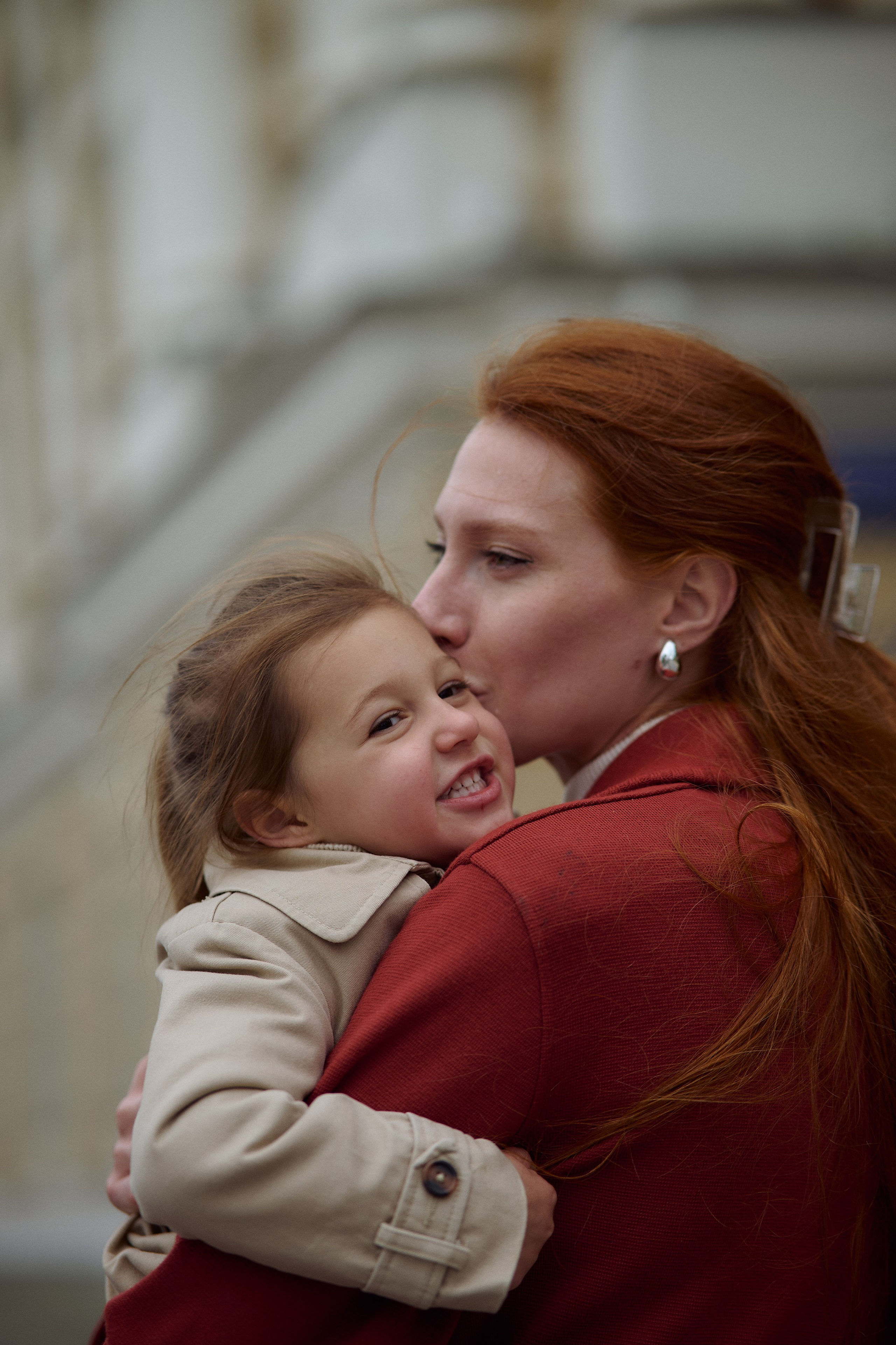 Рита и Кира. Прогулка по центру. Семейный и свадебный lifestyle-фотограф в Москве Мария Петрова