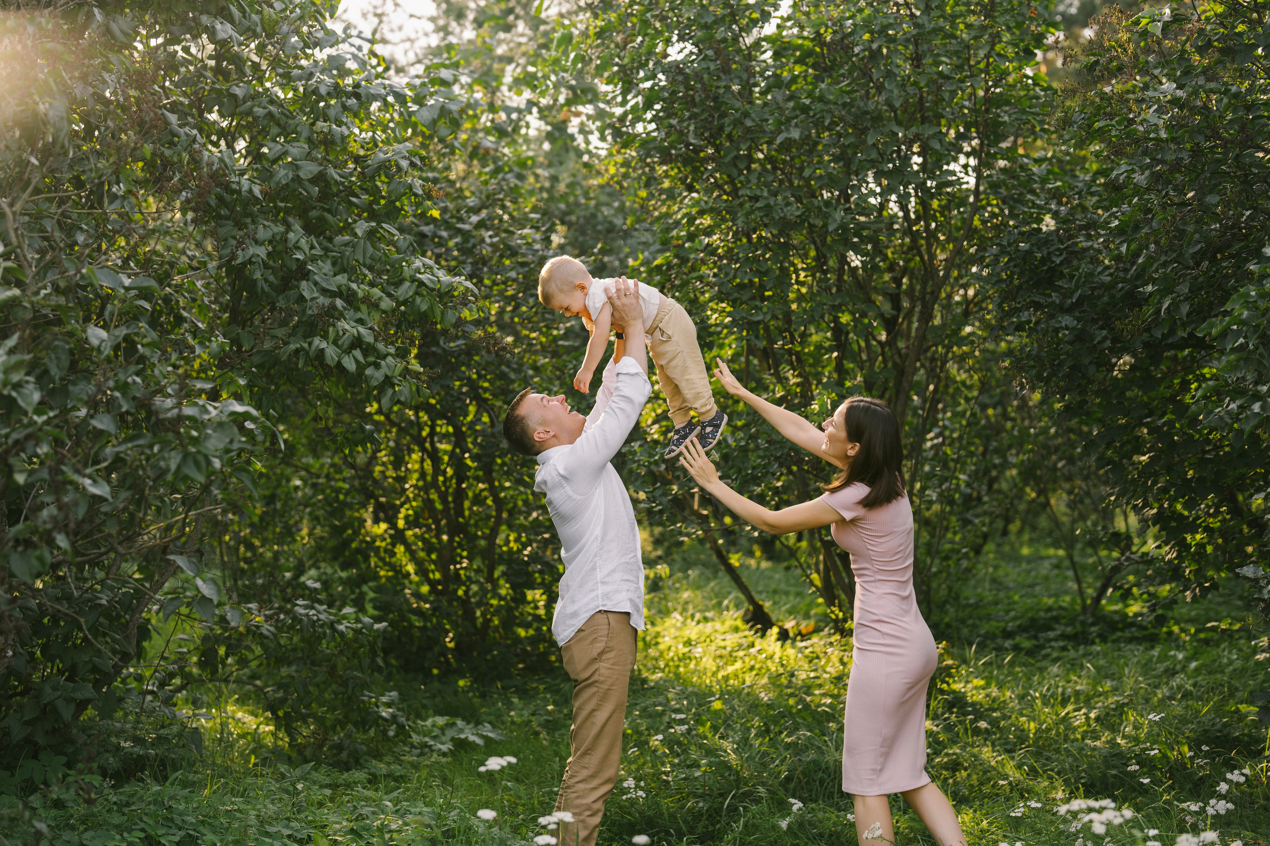 Семейная фотосессия в парке. Детский, семейный и ньюборн фотограф в Москве Юлия Шуарт