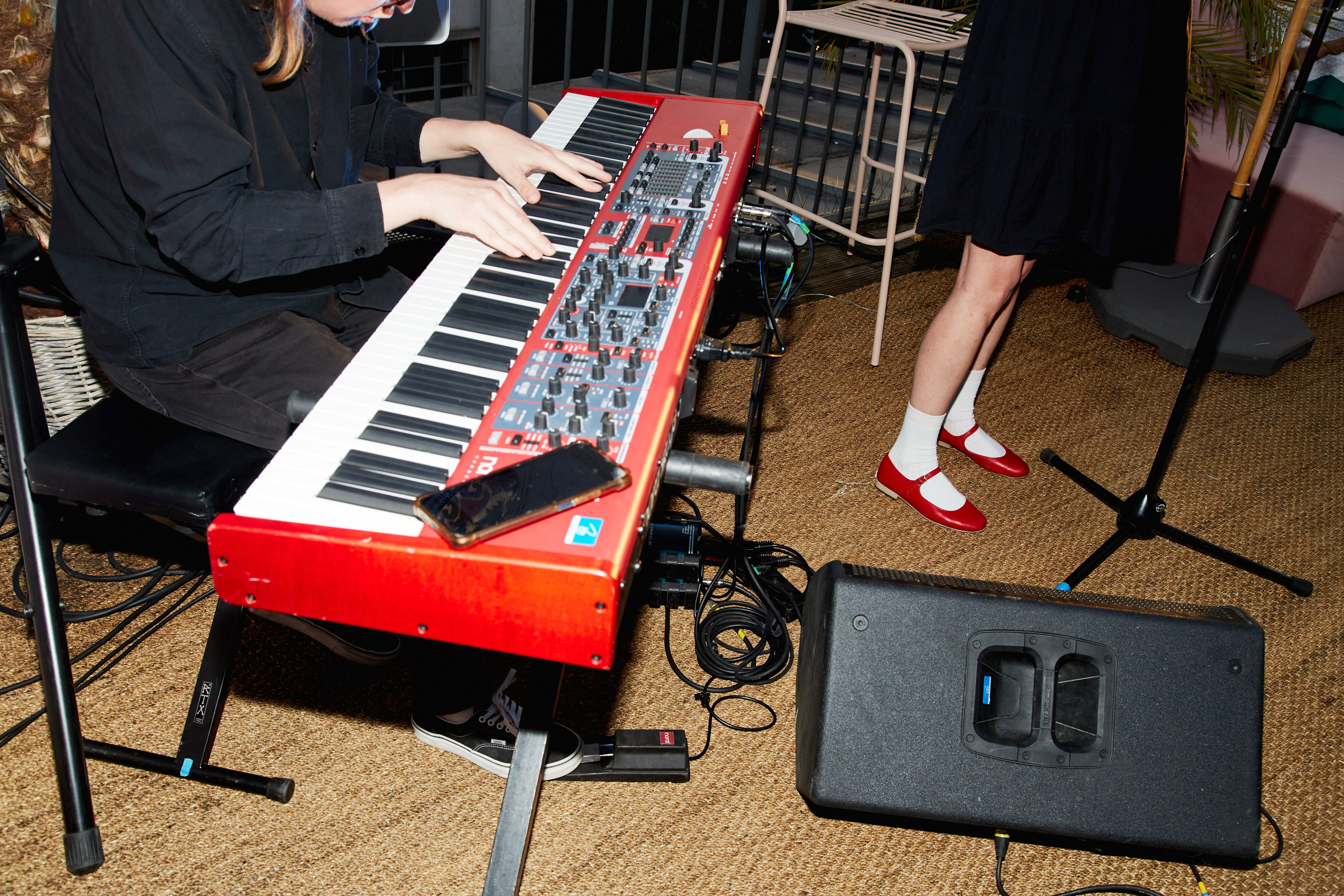 FEVER FRIENDS PARIS PARTY. Photographer Daria Ilkevich