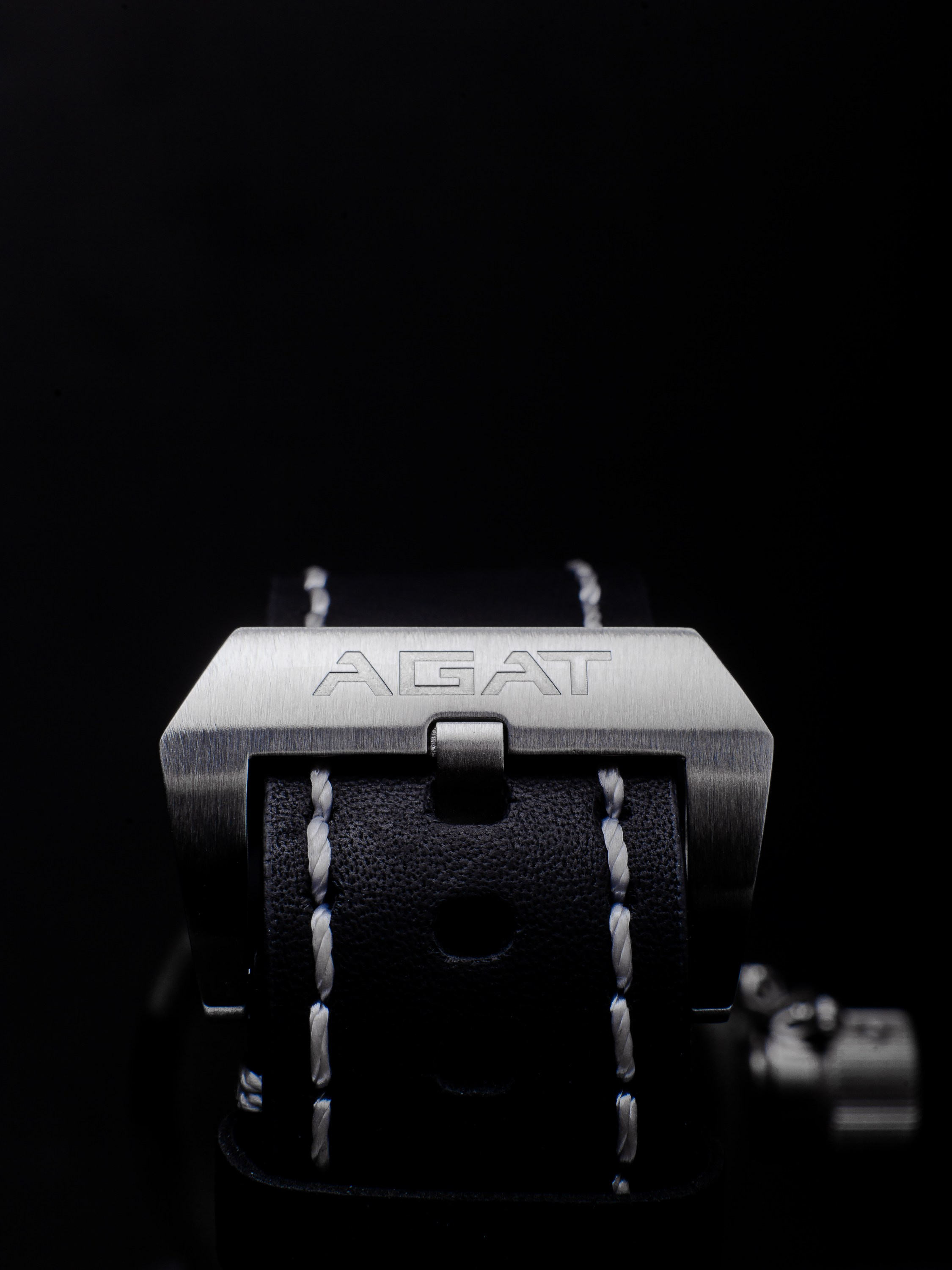 предметная съемка аксессуаров в Челябинске, работа с металлом и кожей