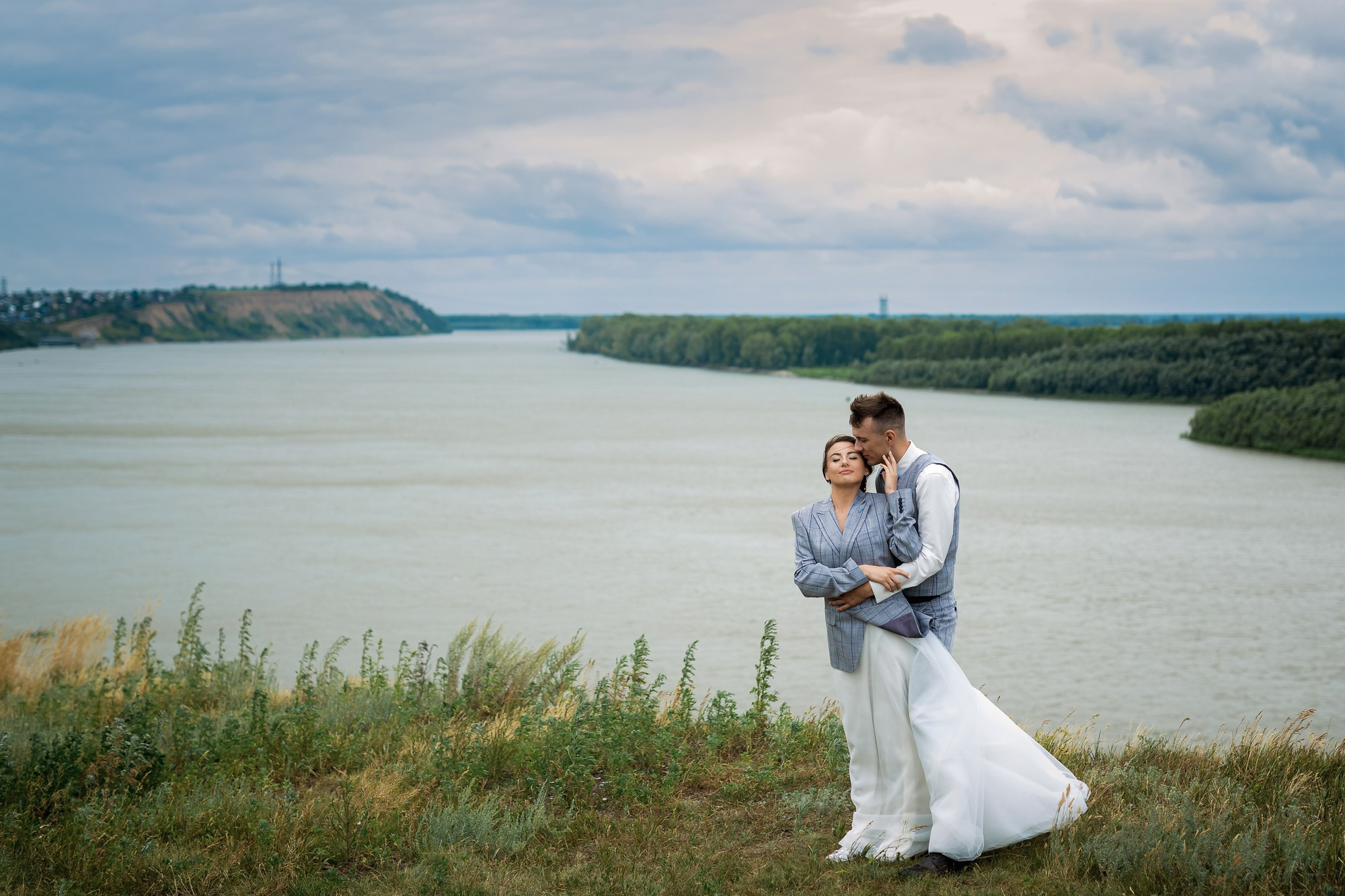 Свадебный фотограф Барнаул. Свадебный репортажный и фуд фотограф в Барнауле Гайфулин Виталий