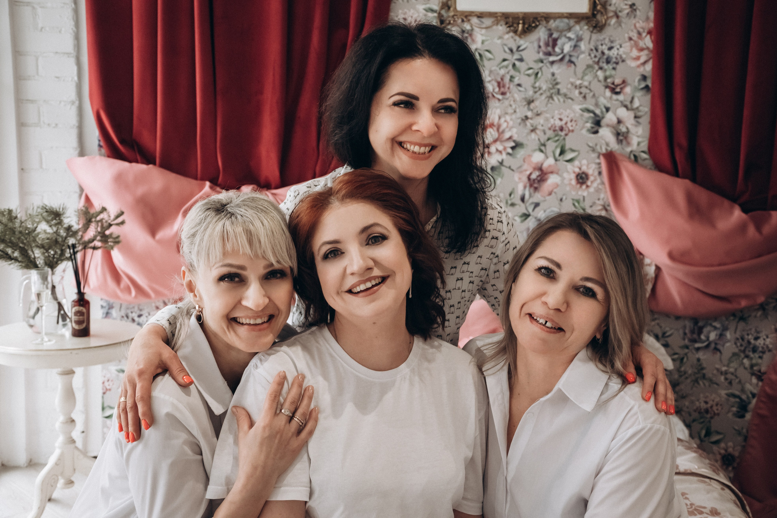 Елена и её лучшие подруги. ЛАЙФСТАЙЛ ФОТОГРАФ МАЙЯ ЯНЧУК МИНСК/ДЗЕРЖИНСК