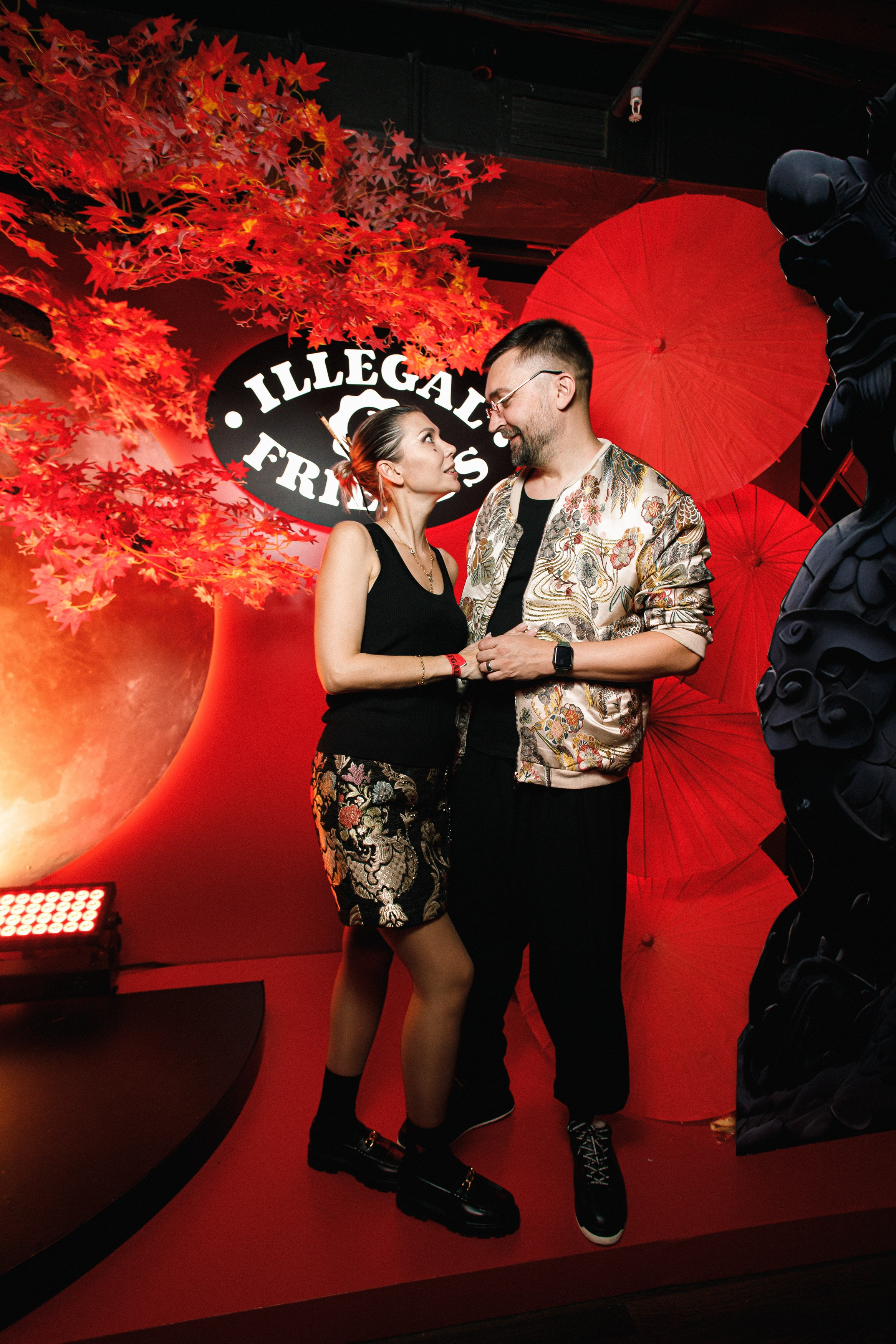 ILLEGAL FRIENDS | ASIA. СВОИ. ФОТООТЧЕТЫ-СОБЫТИЯ-МЕСТА