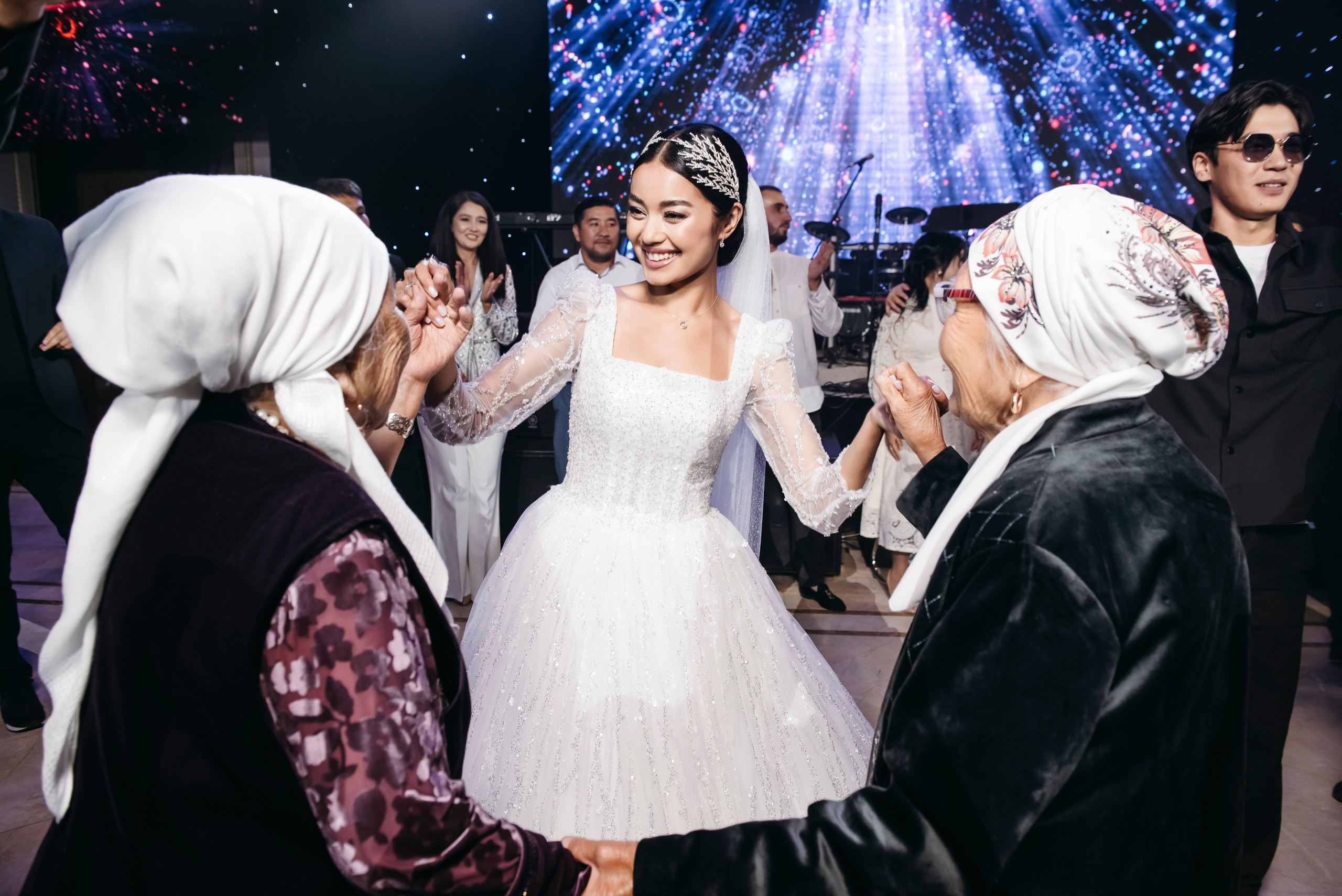 Rustam & Aikhanim Wedding day. Photopark.kz