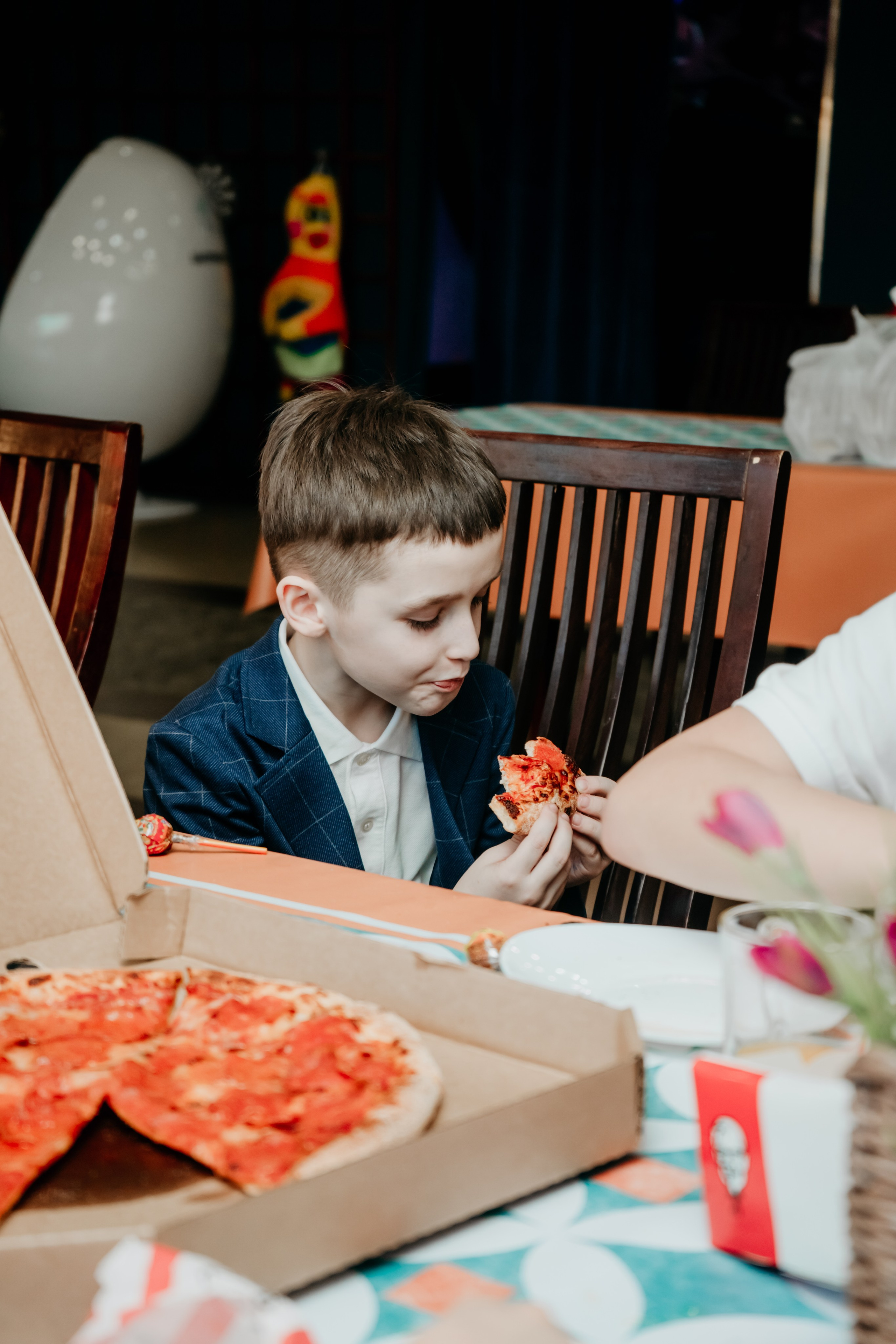 Детский фотограф в Улан-Удэ. сьемка утренников, школьных выпускных и детских праздников. Фотограф в Улан-Удэ. Свадебный фотограф в Улан-Удэ