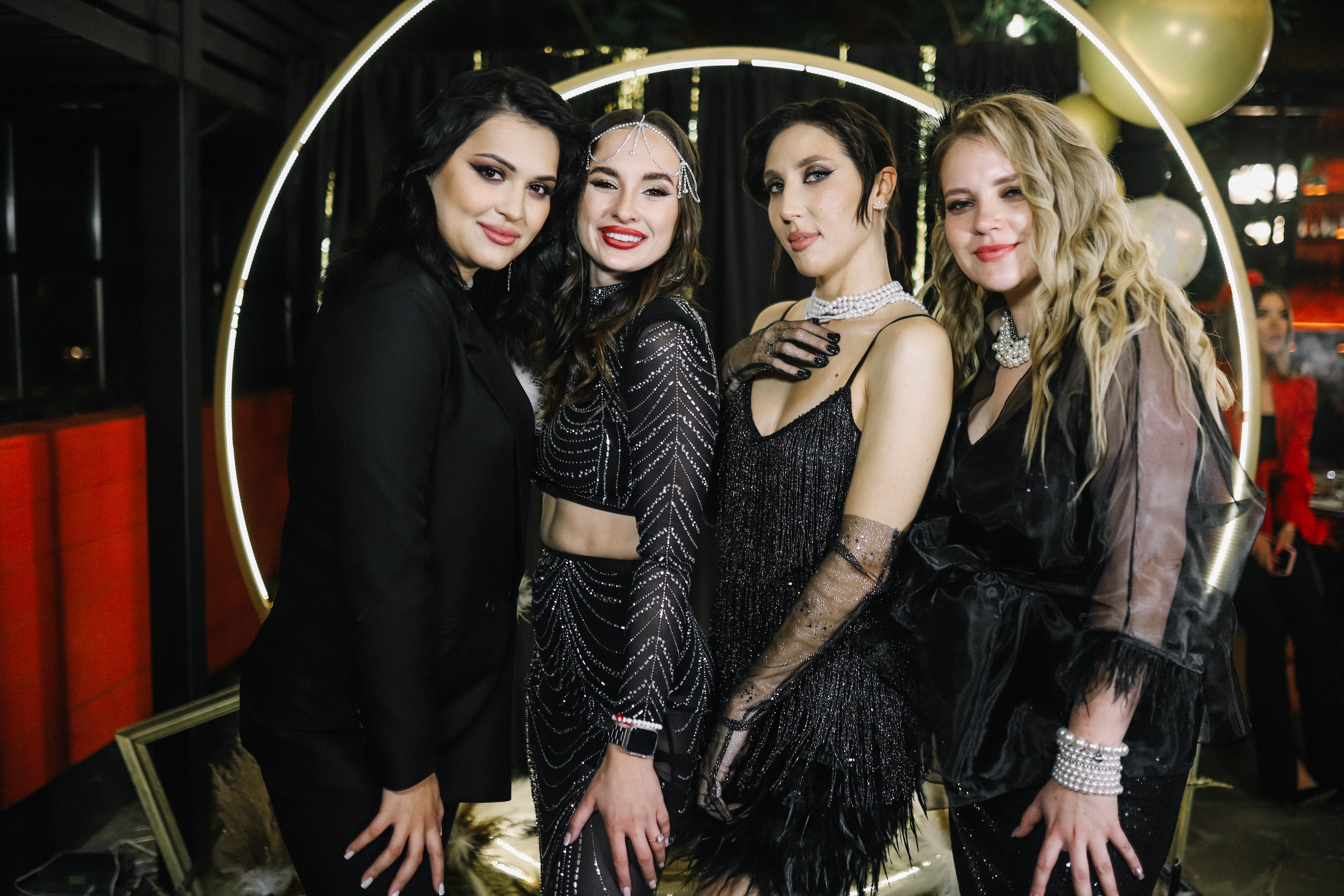 25.Диана и гости