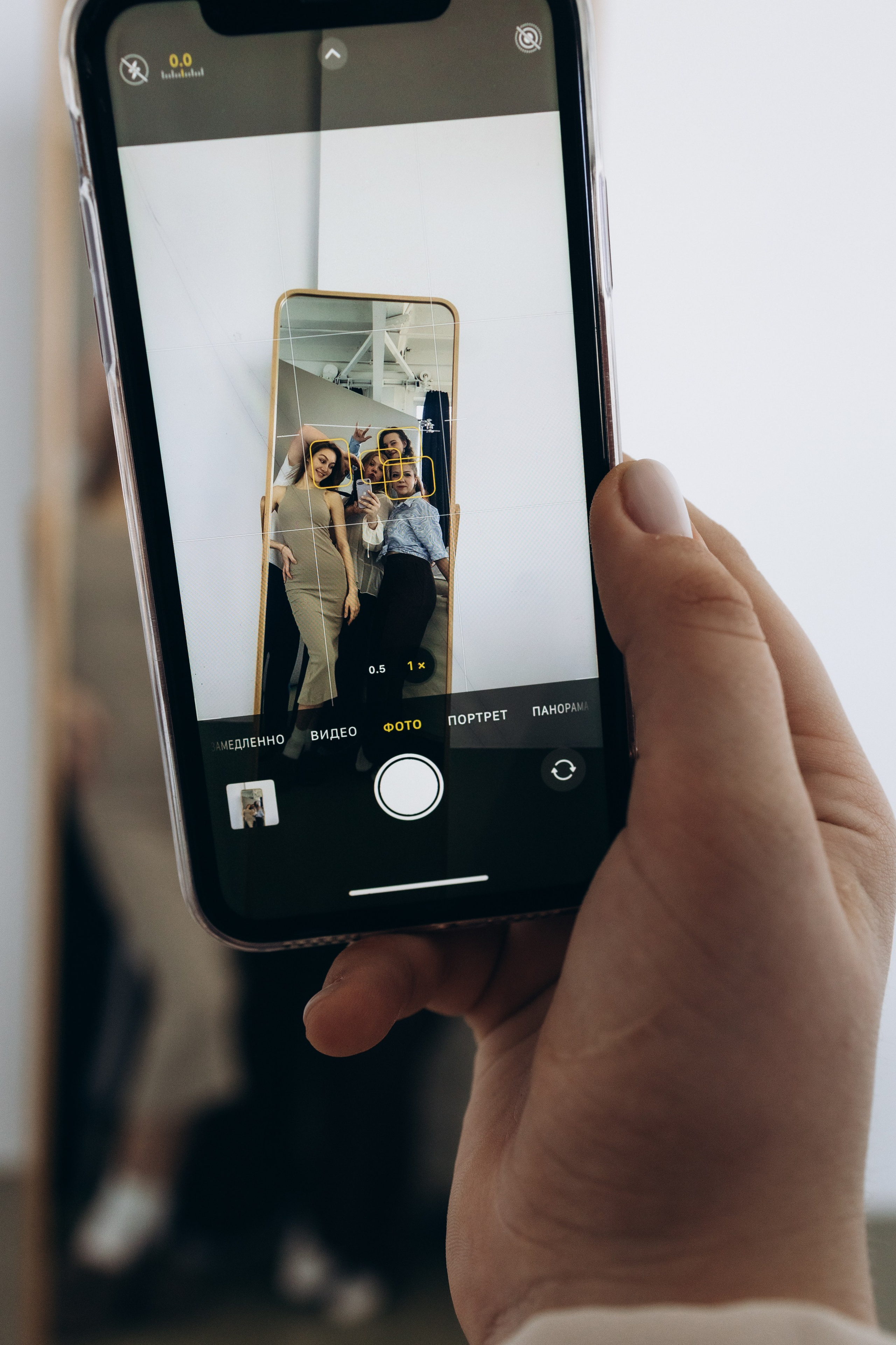 Фотосессия выпускного класса. Фотограф Артем Бросов в Санкт-Петербурге и Дубае