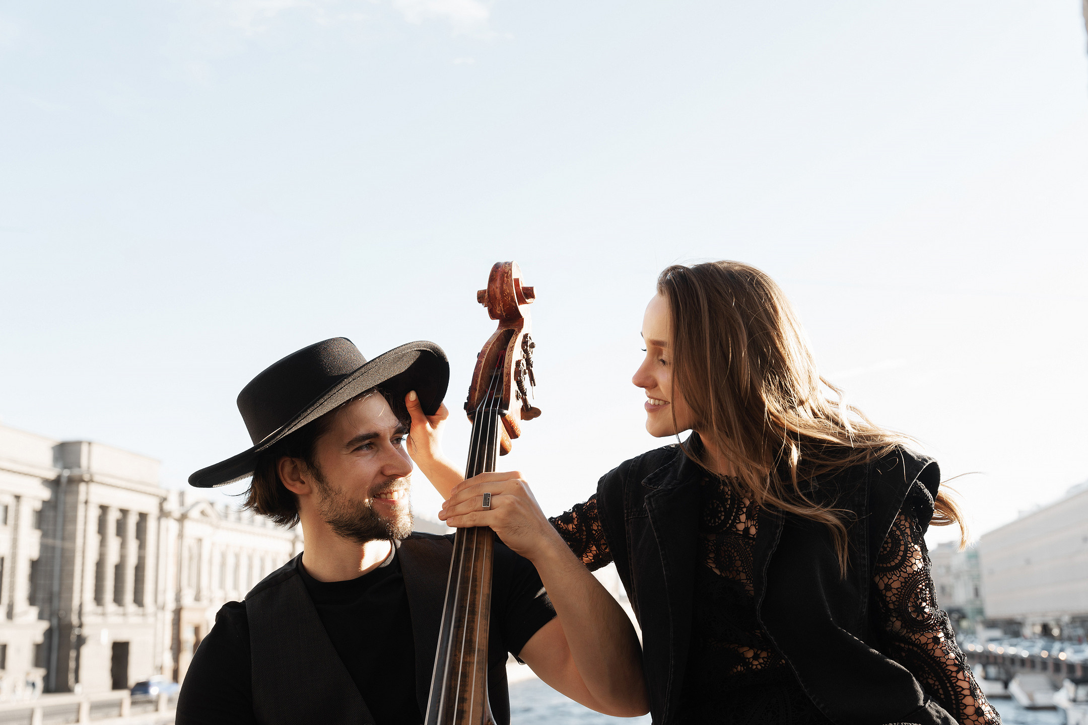 Контрабас для двоих. Саша Потапкин Фотограф. Сочи, Екатеринбург, Москва