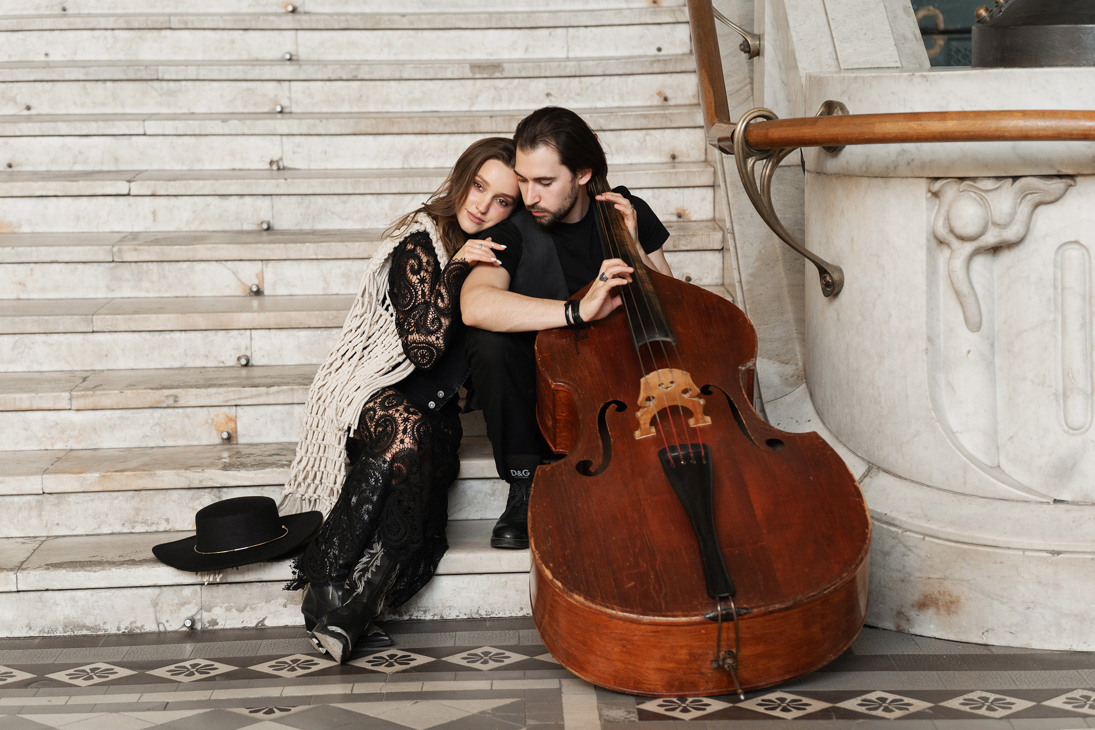 Контрабас для двоих. Саша Потапкин Фотограф. Сочи, Екатеринбург, Москва