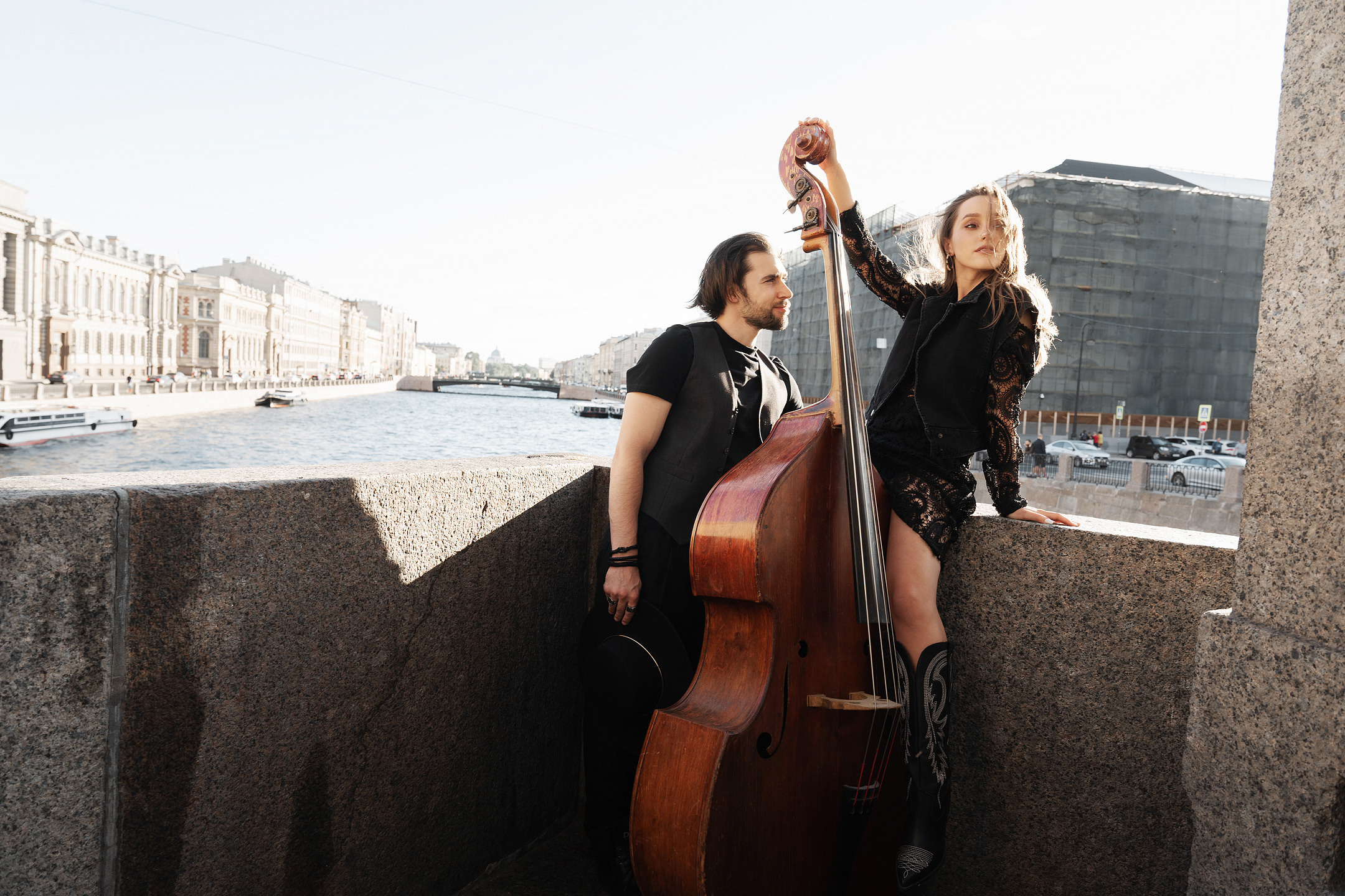Контрабас для двоих. Саша Потапкин Фотограф. Сочи, Екатеринбург, Москва