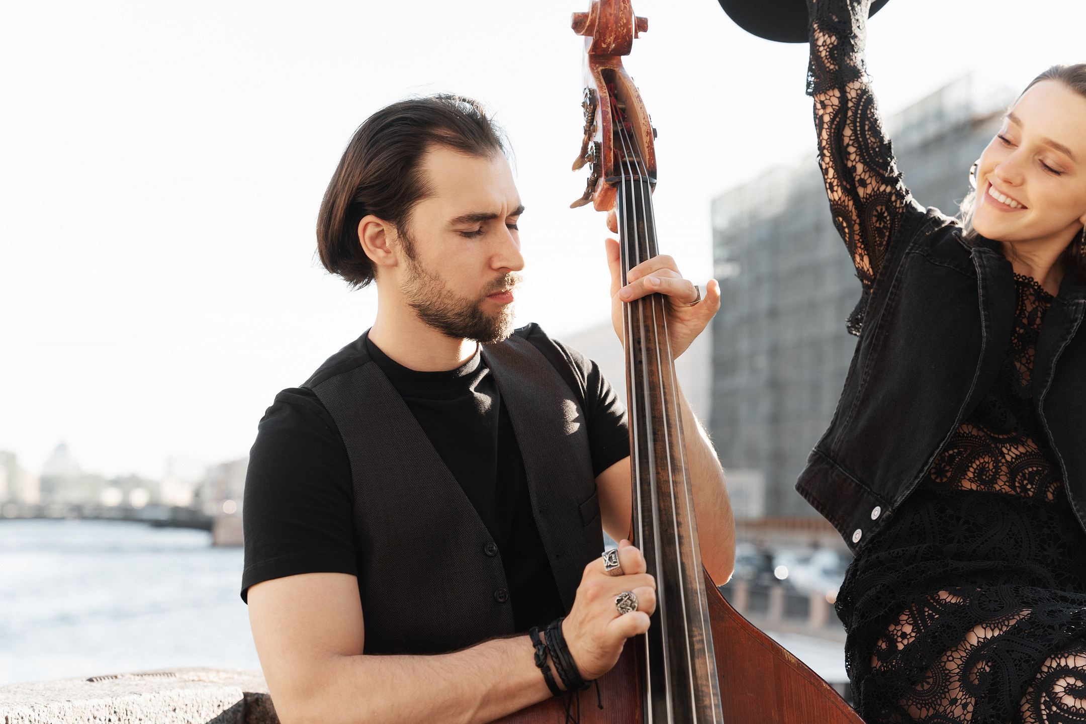 Контрабас для двоих. Саша Потапкин Фотограф. Сочи, Екатеринбург, Москва