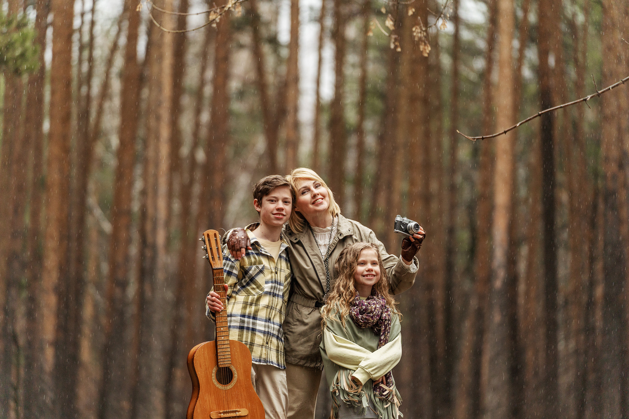 Стилизованная семейная фотосессия в городском парке. Саша Потапкин Фотограф. Сочи, Екатеринбург, Москва