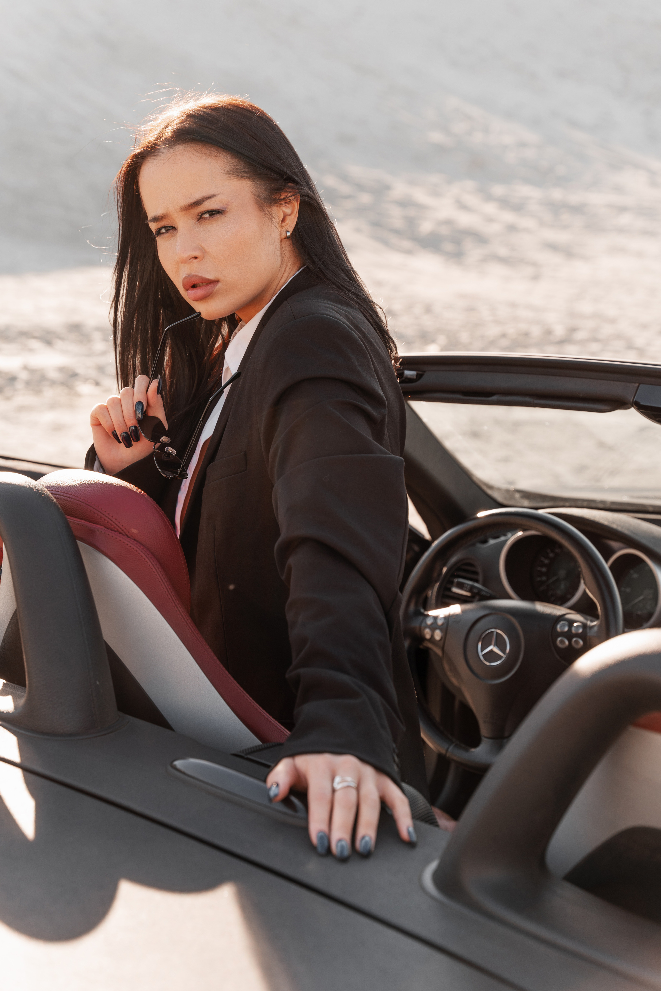 Девушка с кабриолетом. Саша Потапкин Фотограф. Сочи, Екатеринбург, Москва