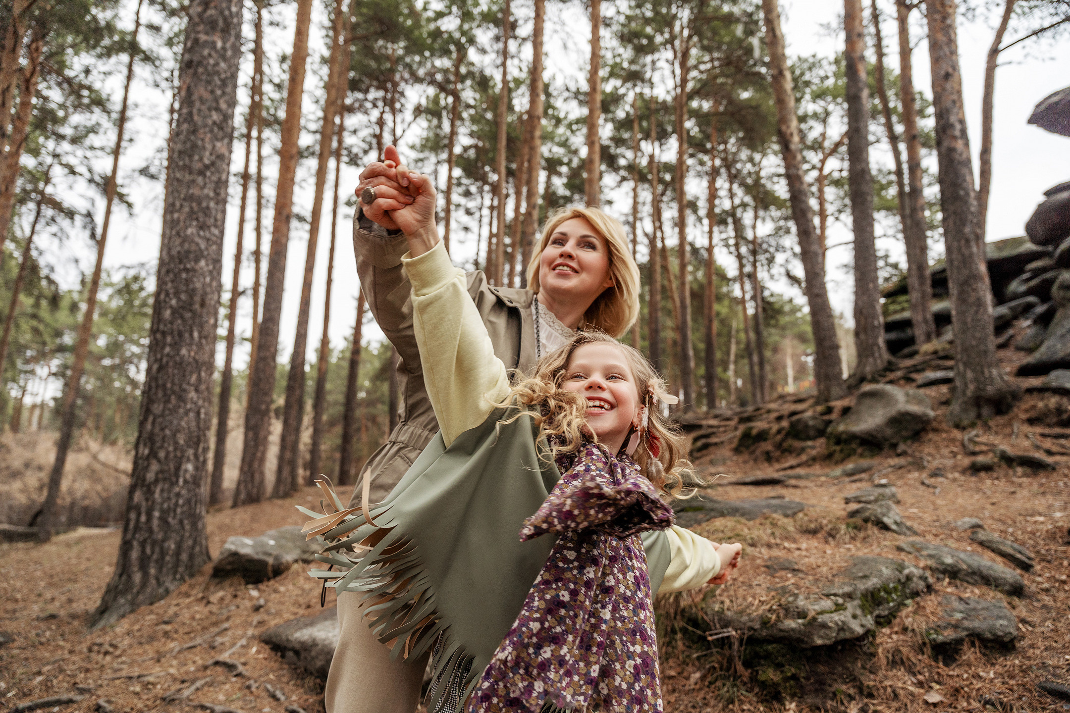Стилизованная семейная фотосессия в городском парке. Саша Потапкин Фотограф. Сочи, Екатеринбург, Москва