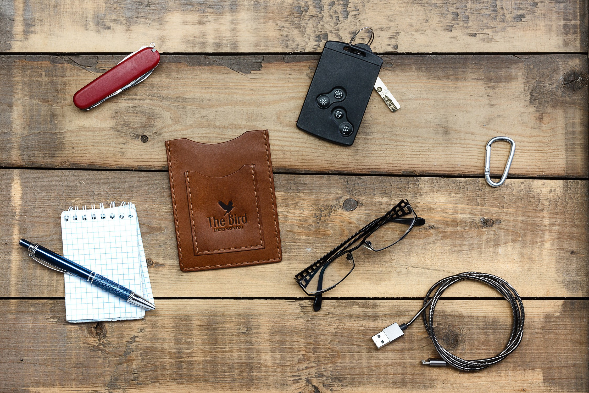 Фотосъемка кожгалантереи для социальных сетей. Профессиональный фотограф в Санкт-Петербурге. Сергей Пушкин