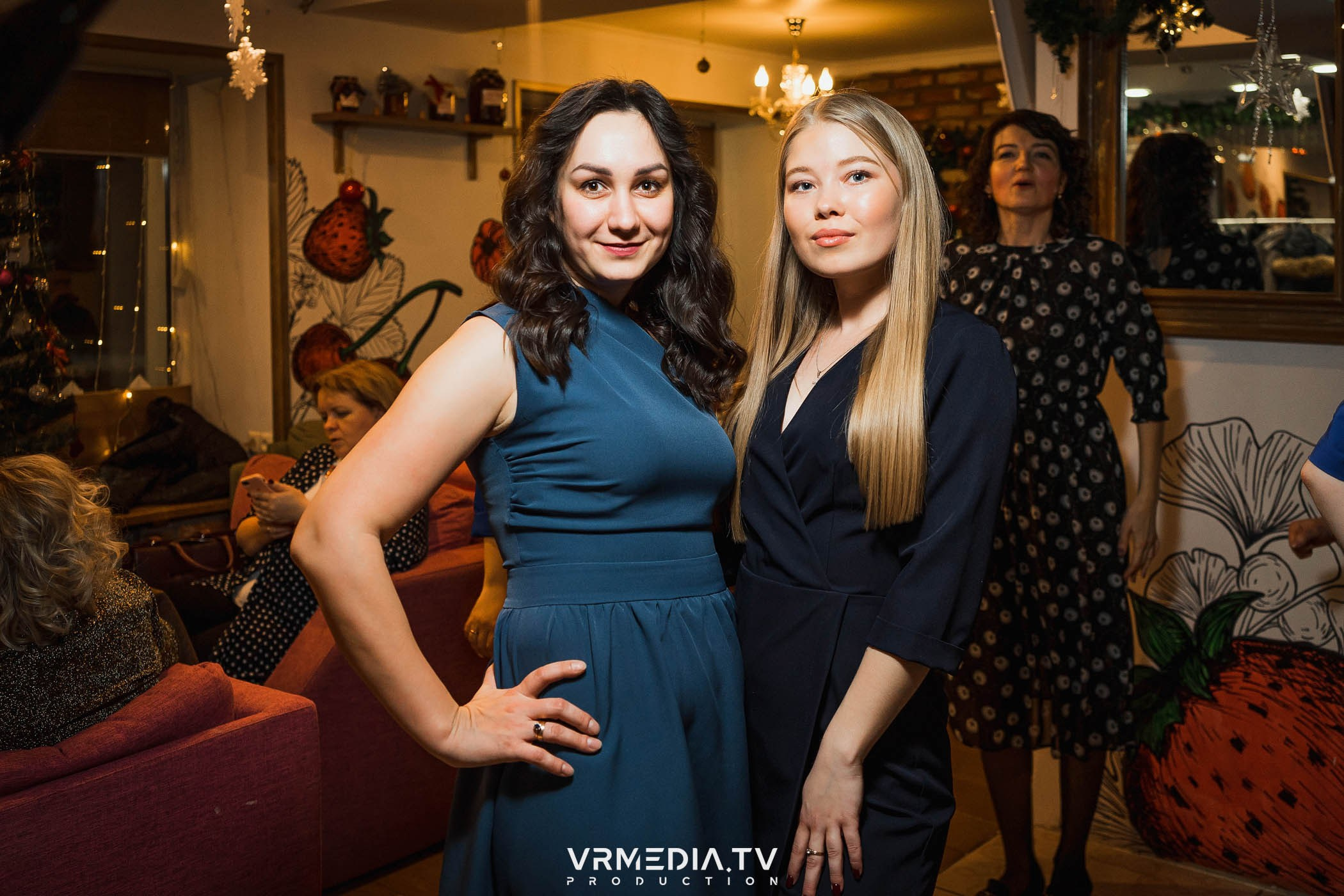 Новогодний вечер в кафе «кАмпот»