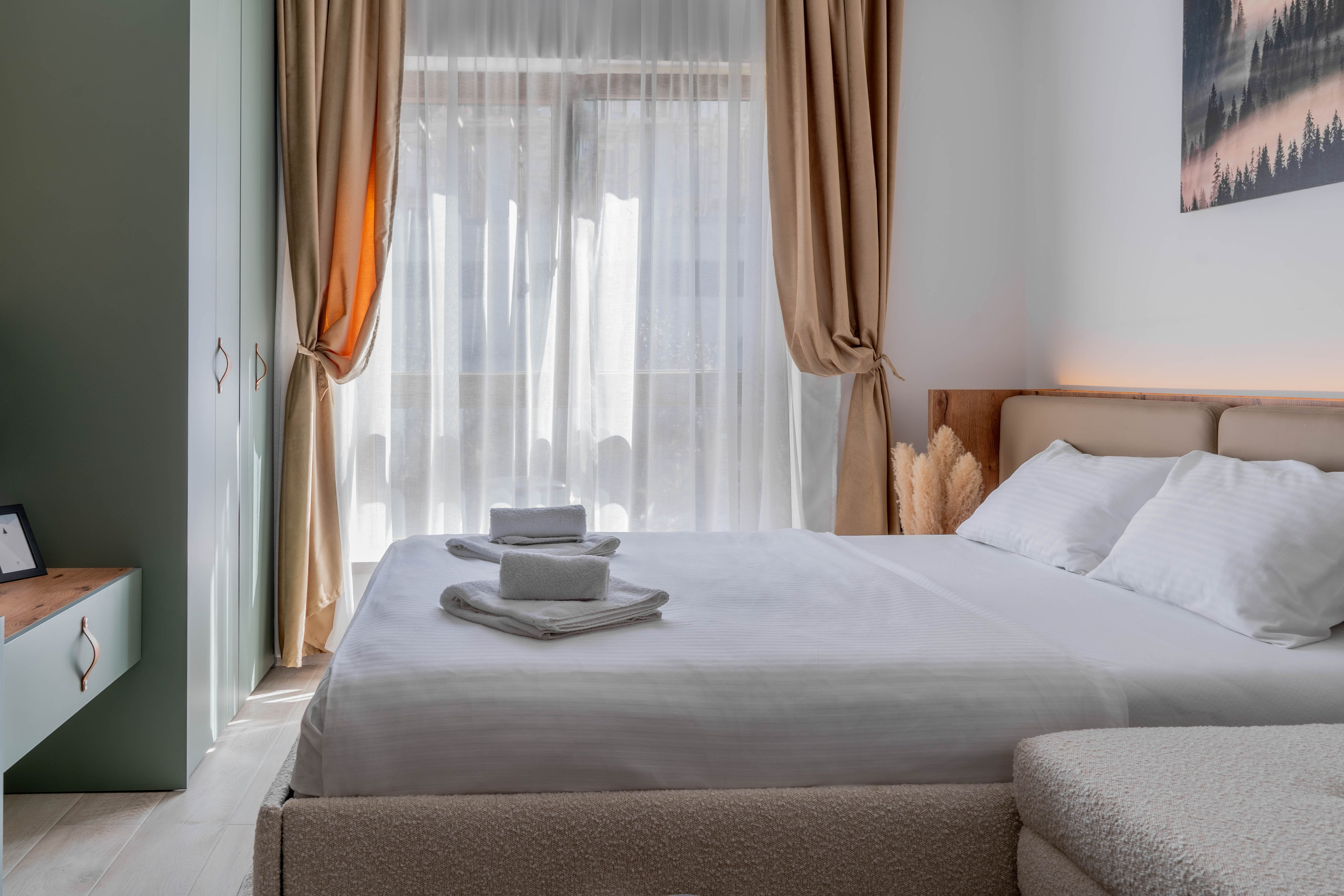 Madre interiors. Photographer Liana Sudets Serbia Kopaonik Brzece Brus