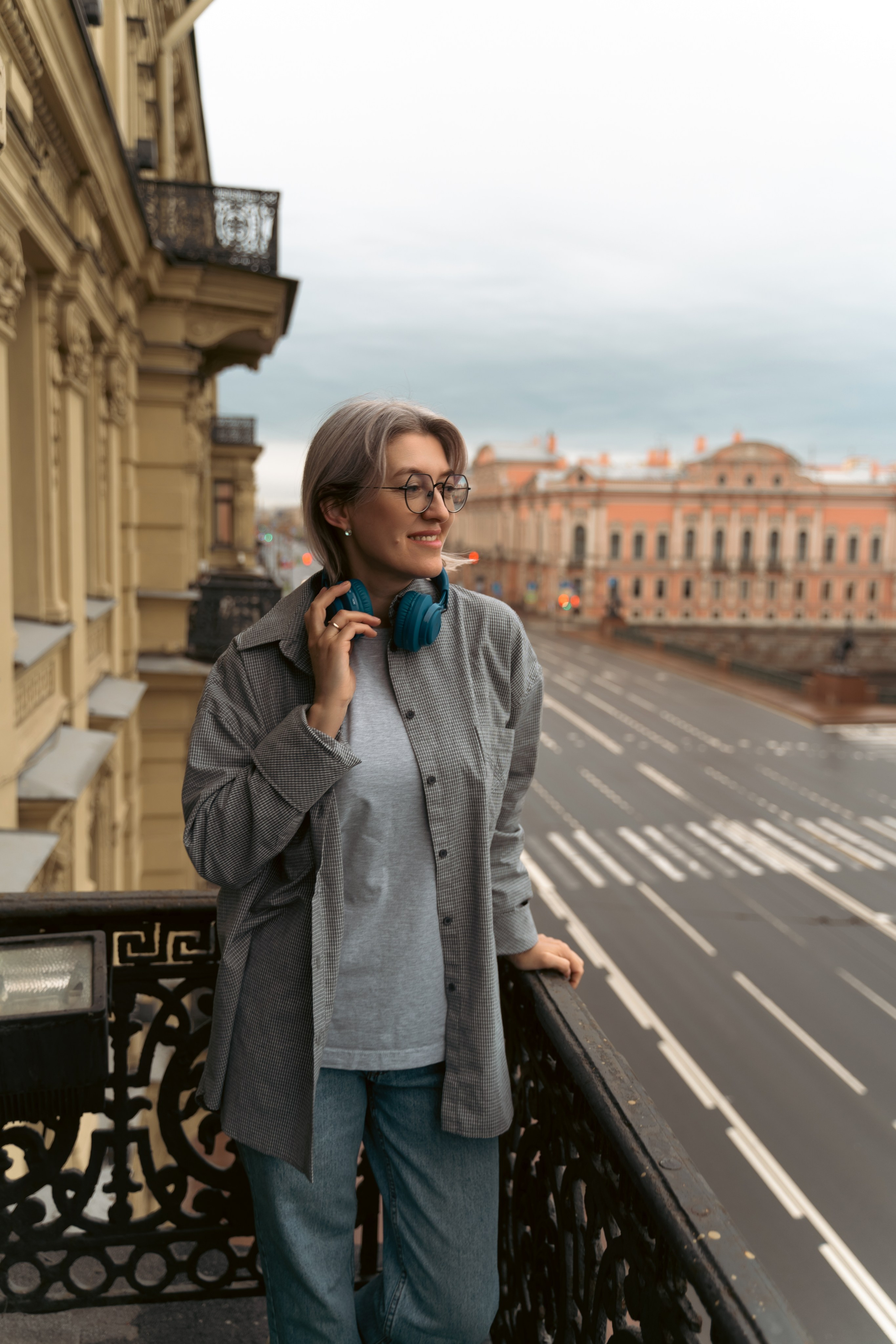 Таня и её семья 🤍 Она улыбнулась, и мне показалось, что весь мир стал светлее. — Эрих Мария Ремарк. Лайфстайл фотограф в Санкт-Петербурге — Наташа Шмидт