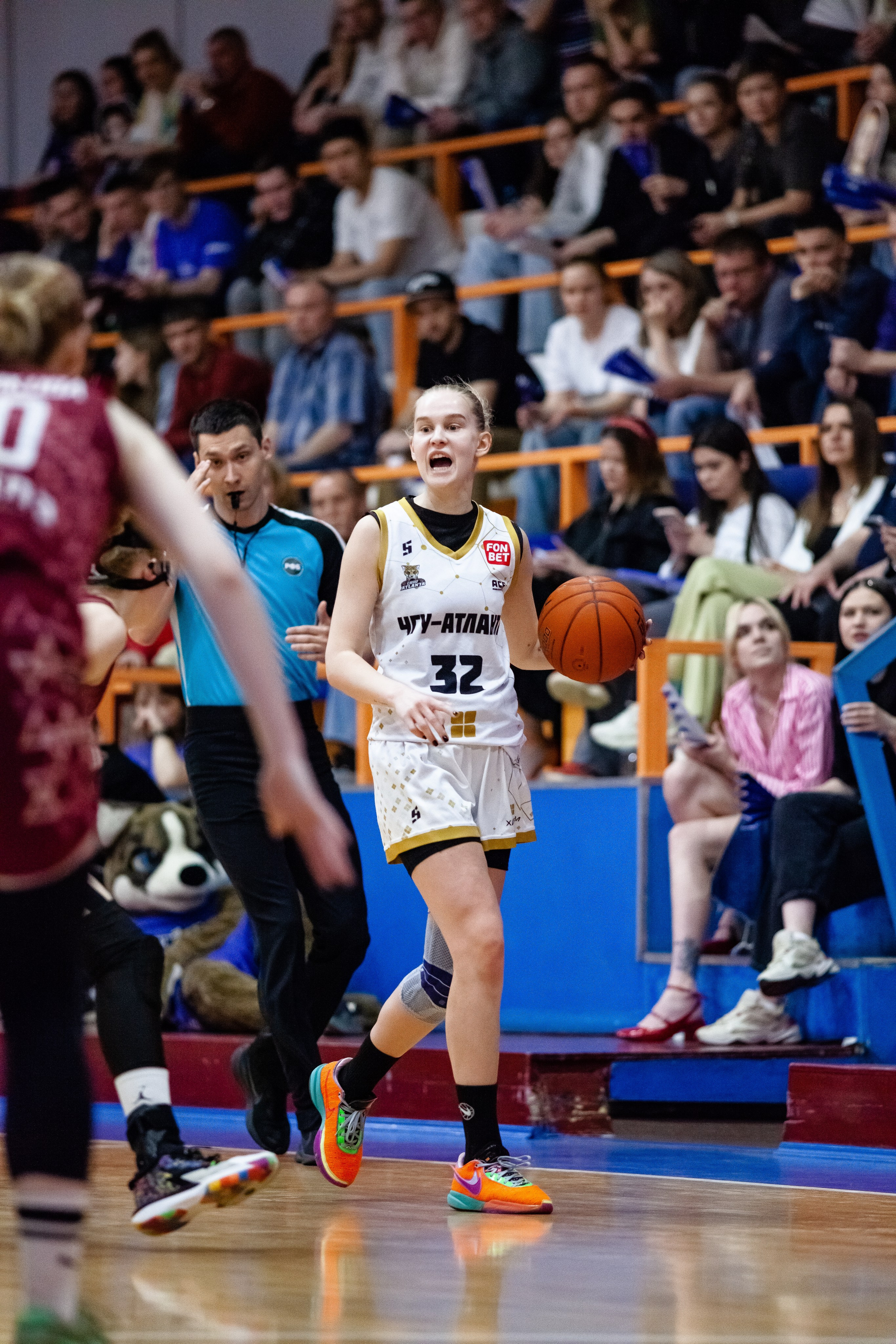 ЧГУ-Атланта — Славянка. Фотография