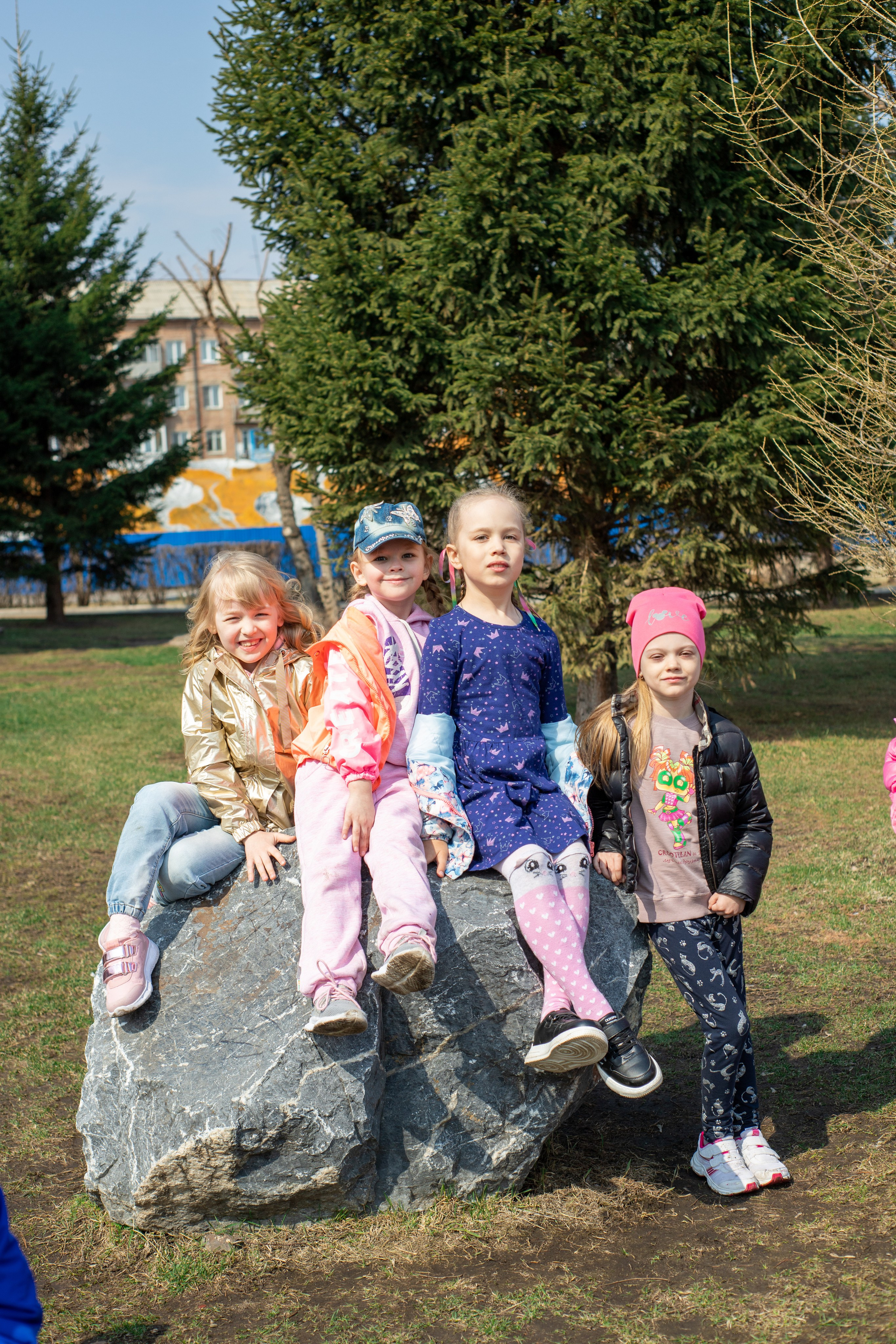 Альбомы с самого детства. +79237847111