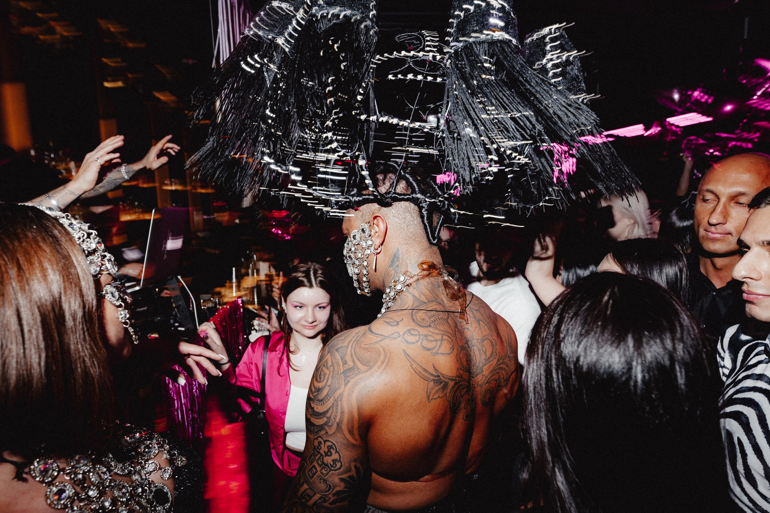 Vklybe x Ambre | Dj Cherocky. Главная