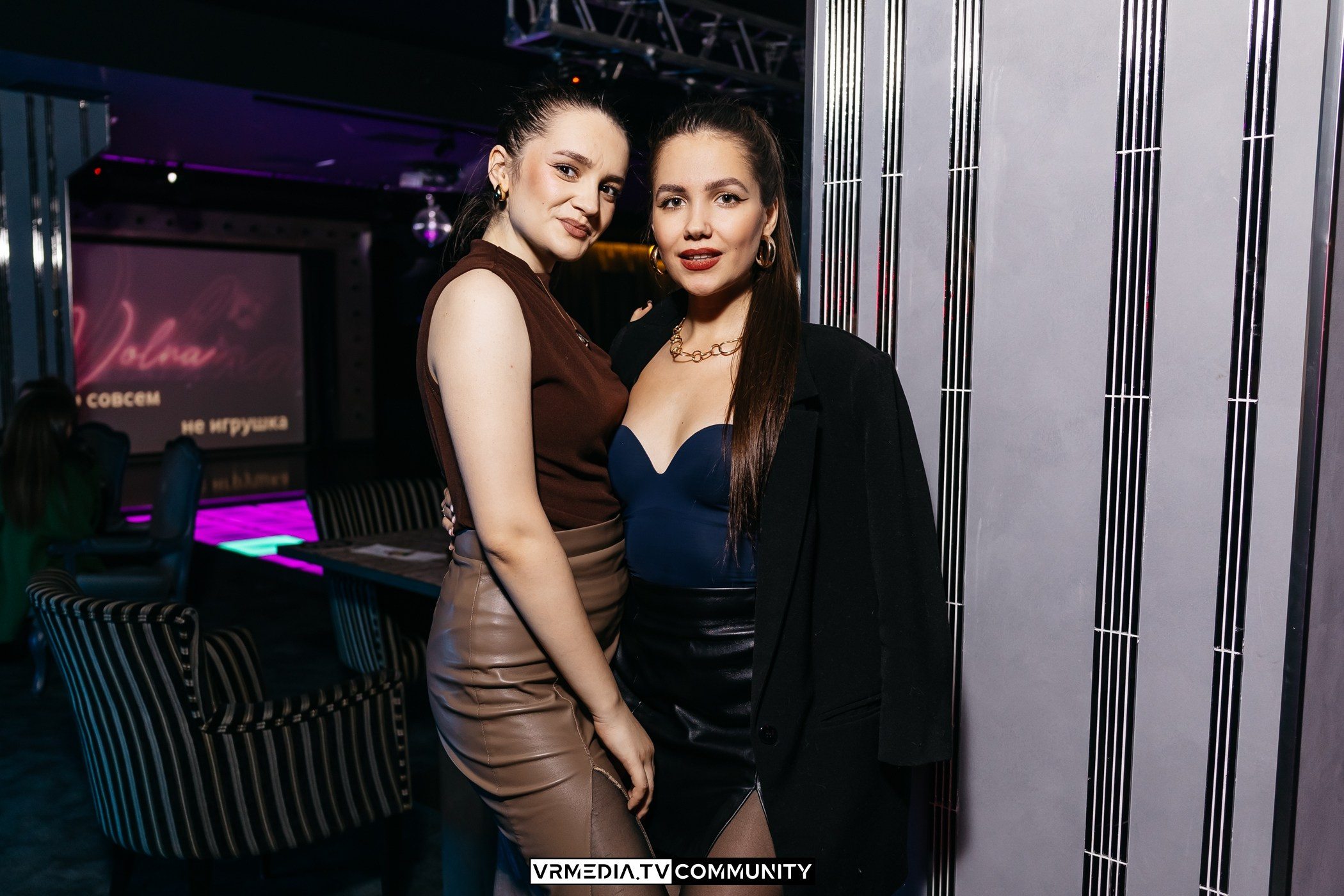 Вечер в караоке-баре «Volna»