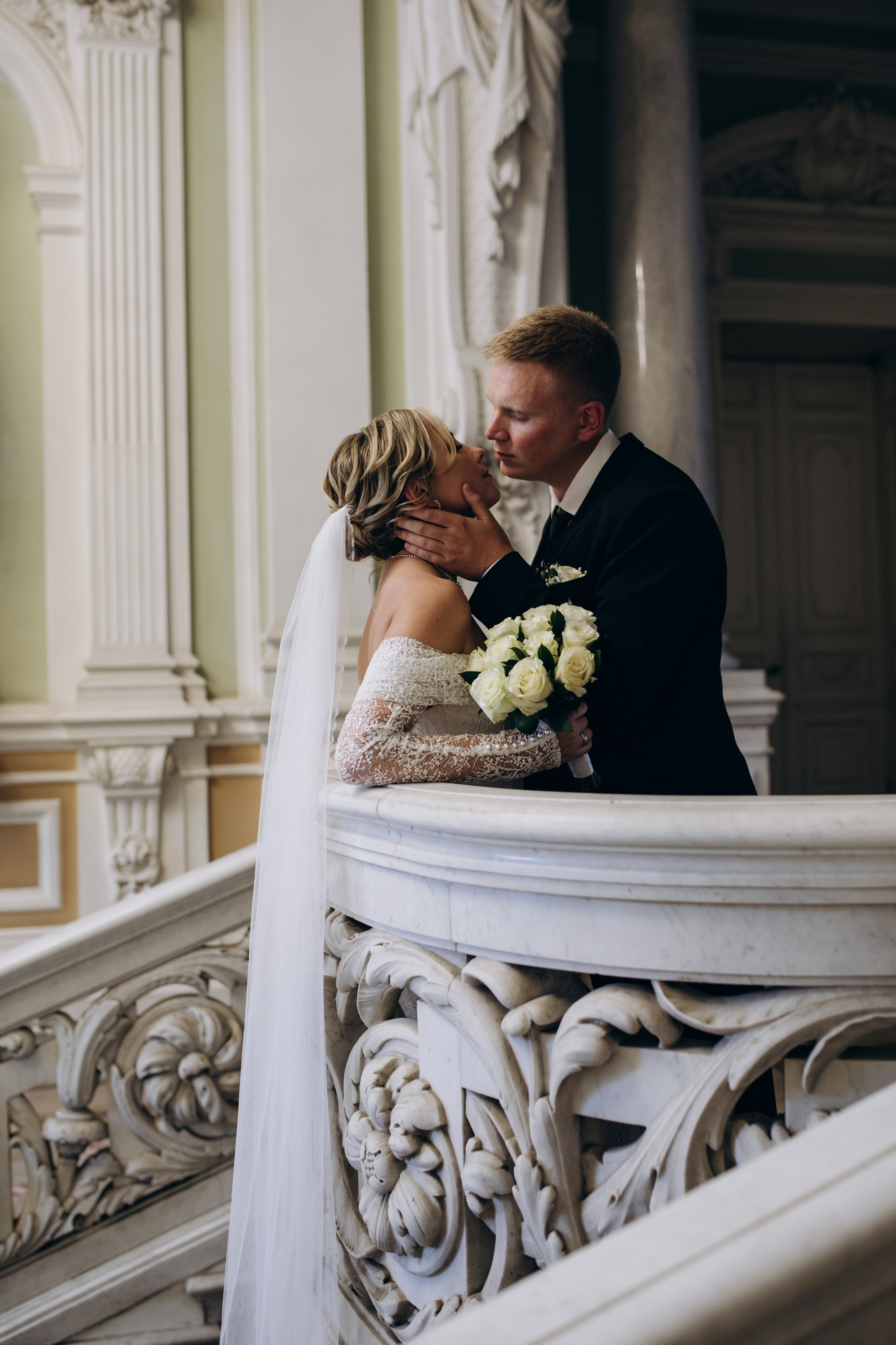 Свадебная регистрация в Загсе на Английской Набережной в Санкт-Петербурге. Фотограф в Санкт-Петербурге Разиля Идиятуллина