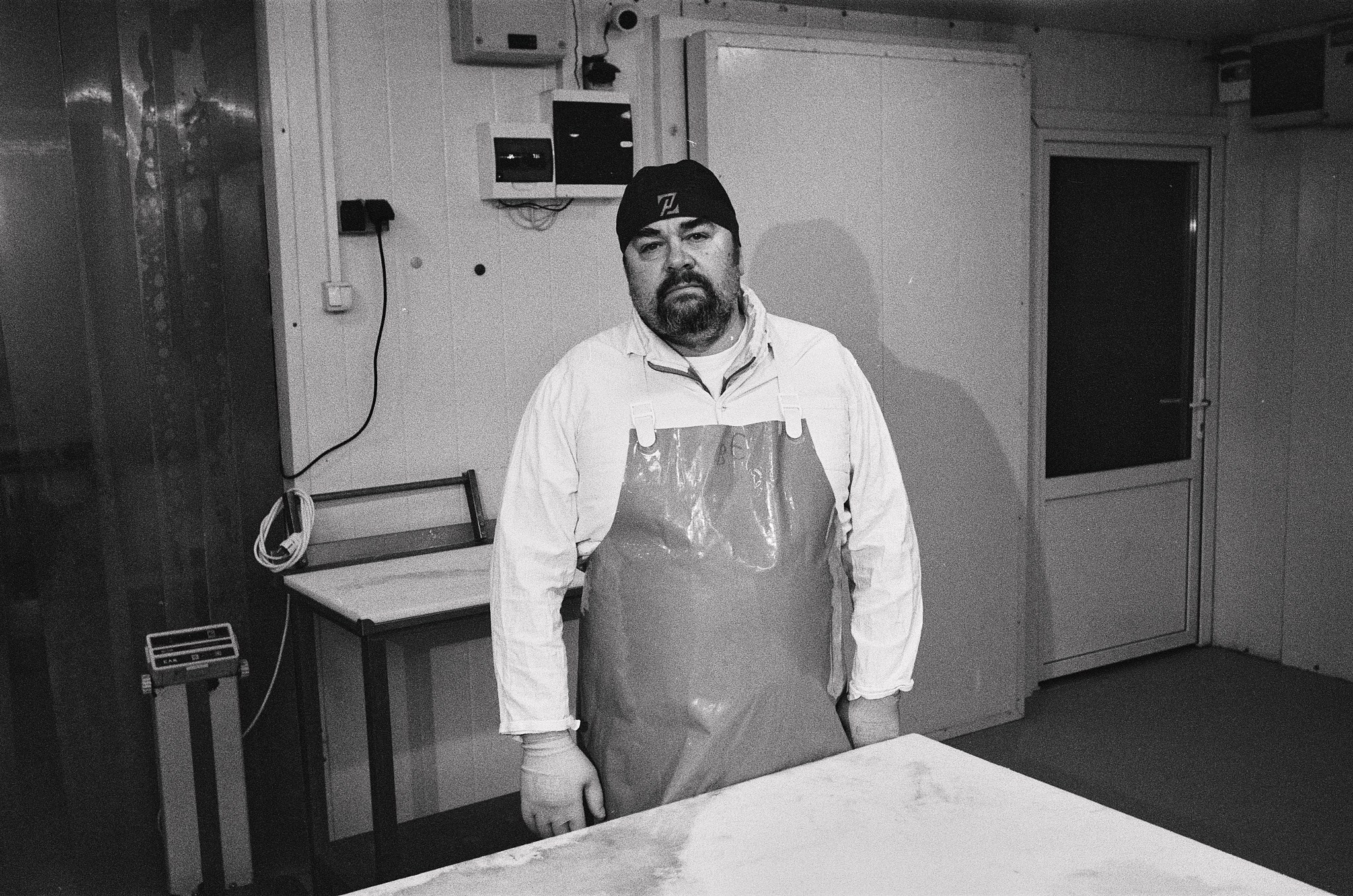 Апрель–Май. Разное. Другой Павел Поцелуев — плёночная фотография и мастерство мясного дела