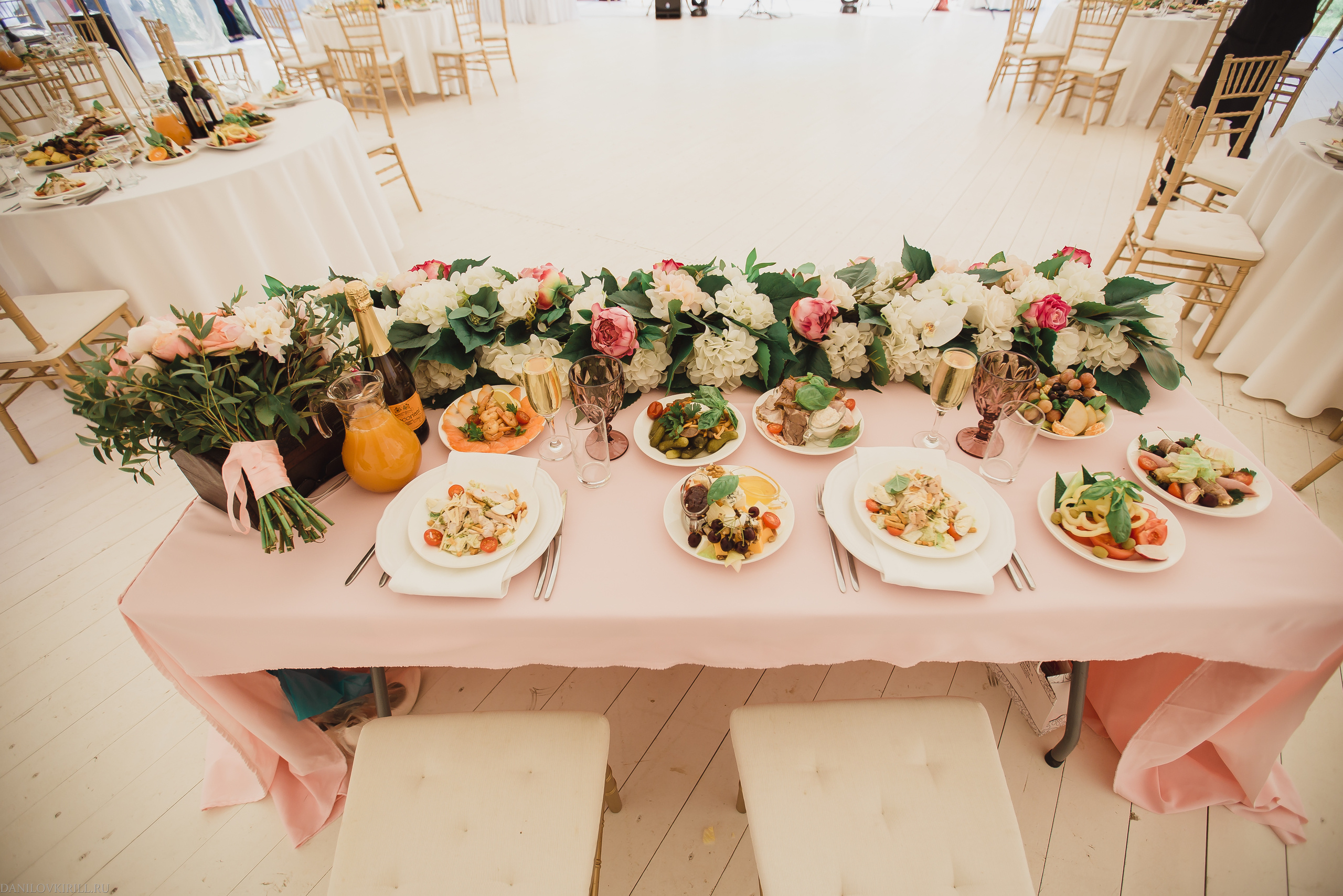 Свадьба в шатре. Wedding photographer in California