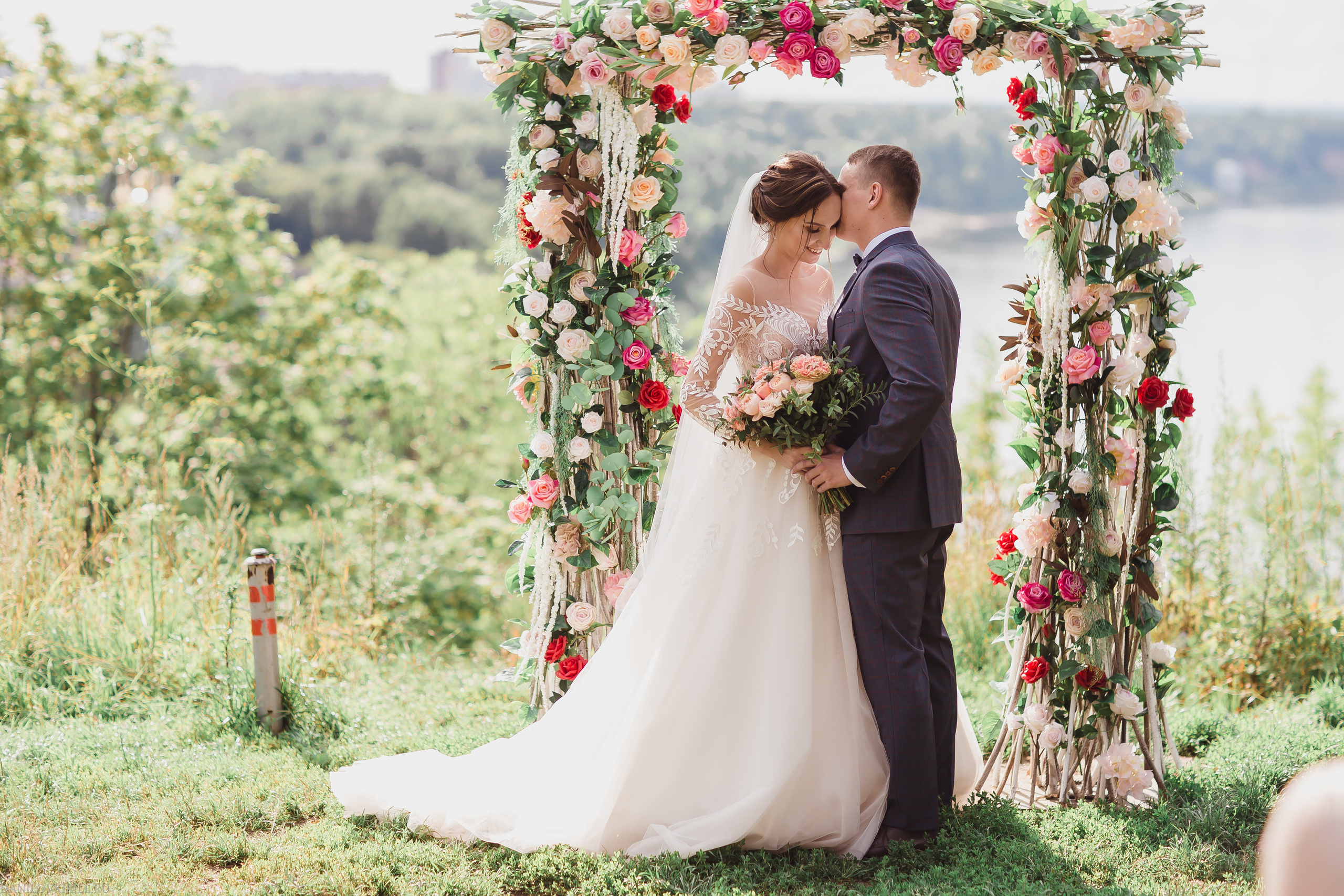 Свадьба в шатре. Wedding photographer in California