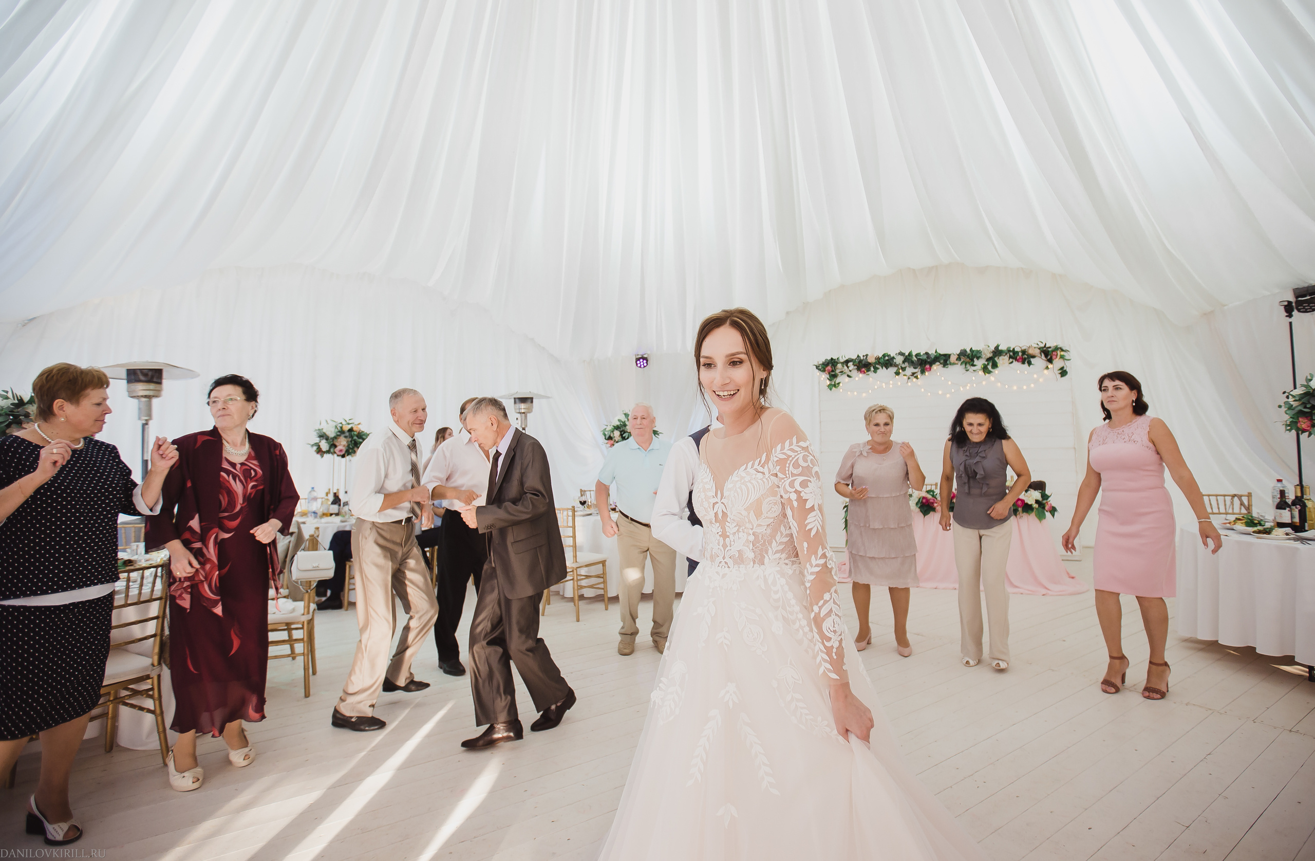 Свадьба в шатре. Wedding photographer in California