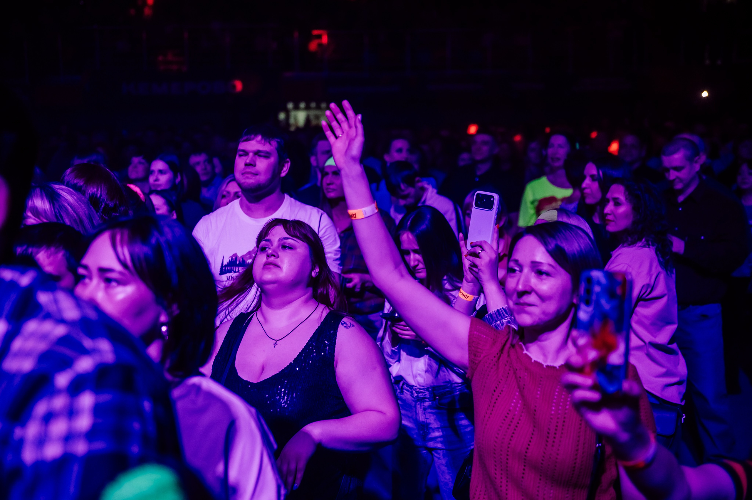 Дискач 90-х в Кемерово, СРК Арена. Детский фотограф, семейный фотограф и репортажи в Кемерово
