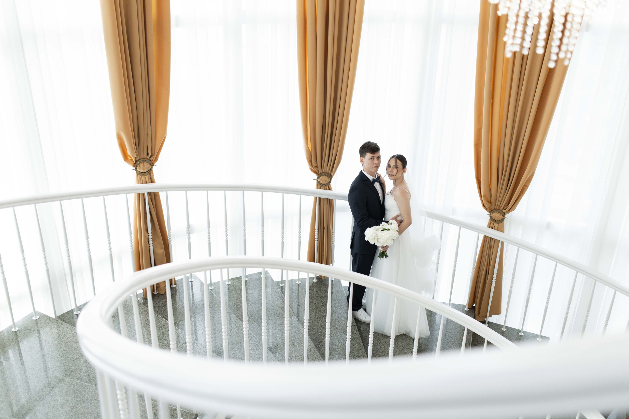 Саша и Алёна | Регистрация в ЗАГСе | Свадьба 21.09.2024. Свадебный фотограф Новосибирск | Готовность фото от 14 дней