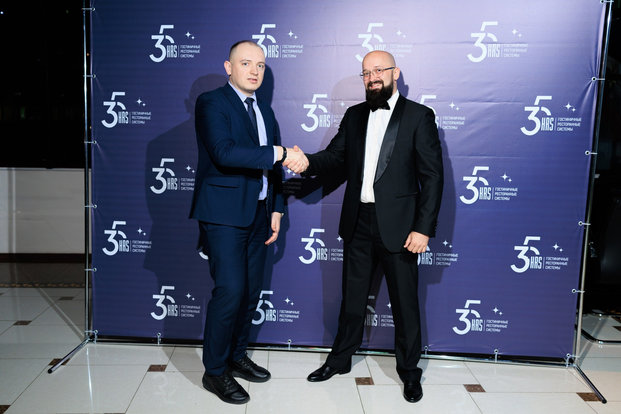 HRS 35 лет. Репортажный и свадебный фотограф Пятигорск и КМВ